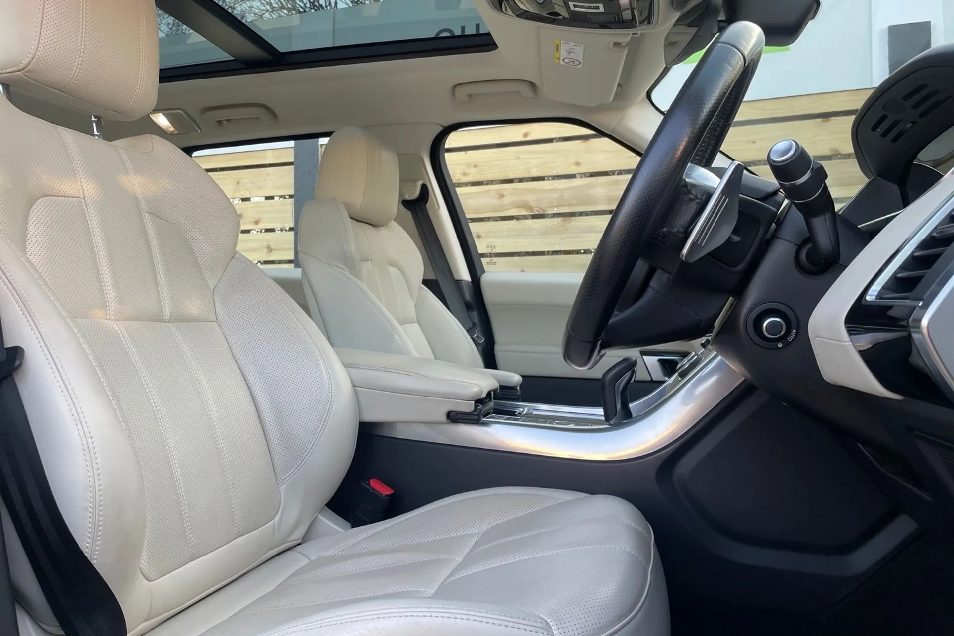LAND ROVER RANGE ROVER SPORT thumbnail image number 26