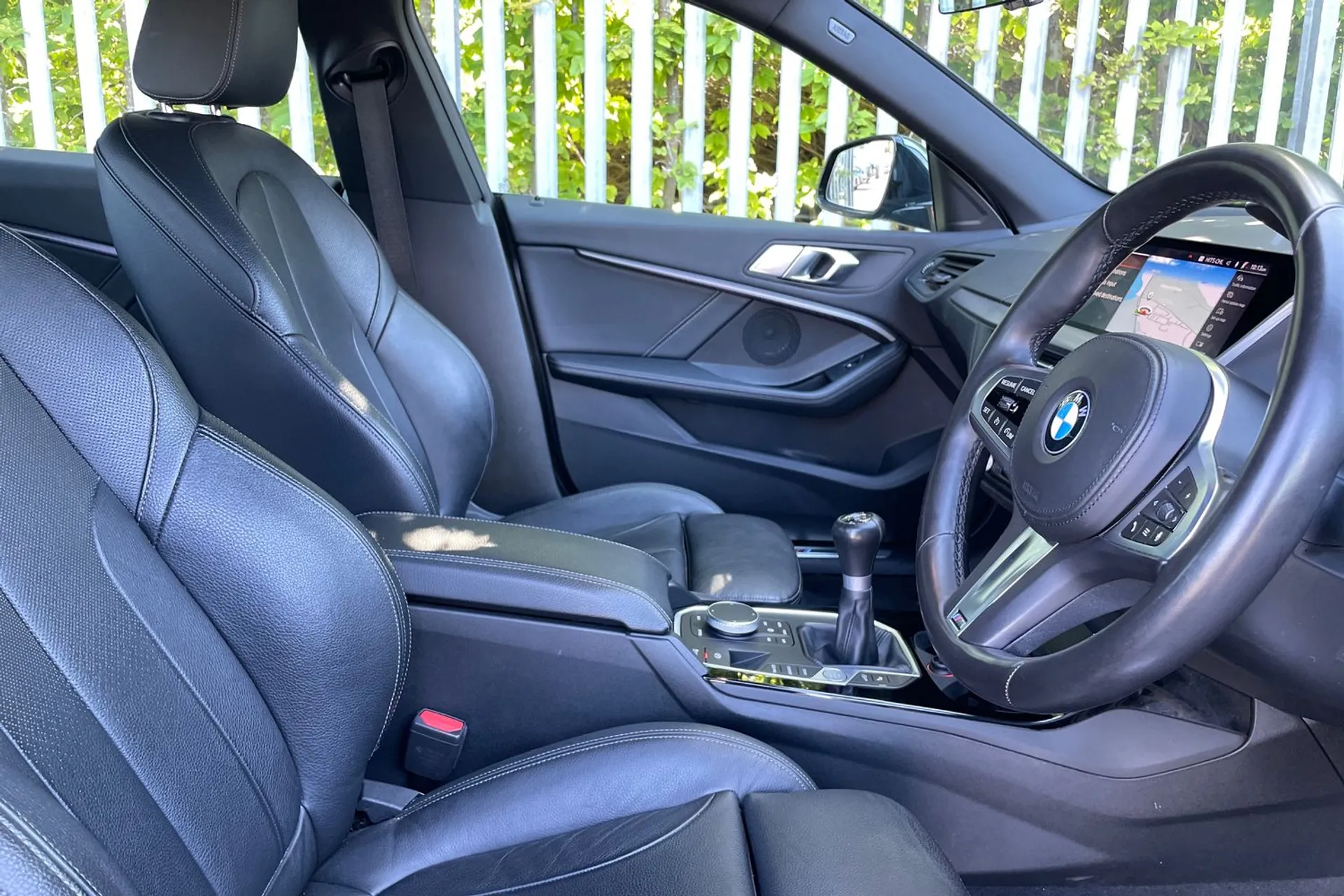 BMW 2 SERIES thumbnail image number 25