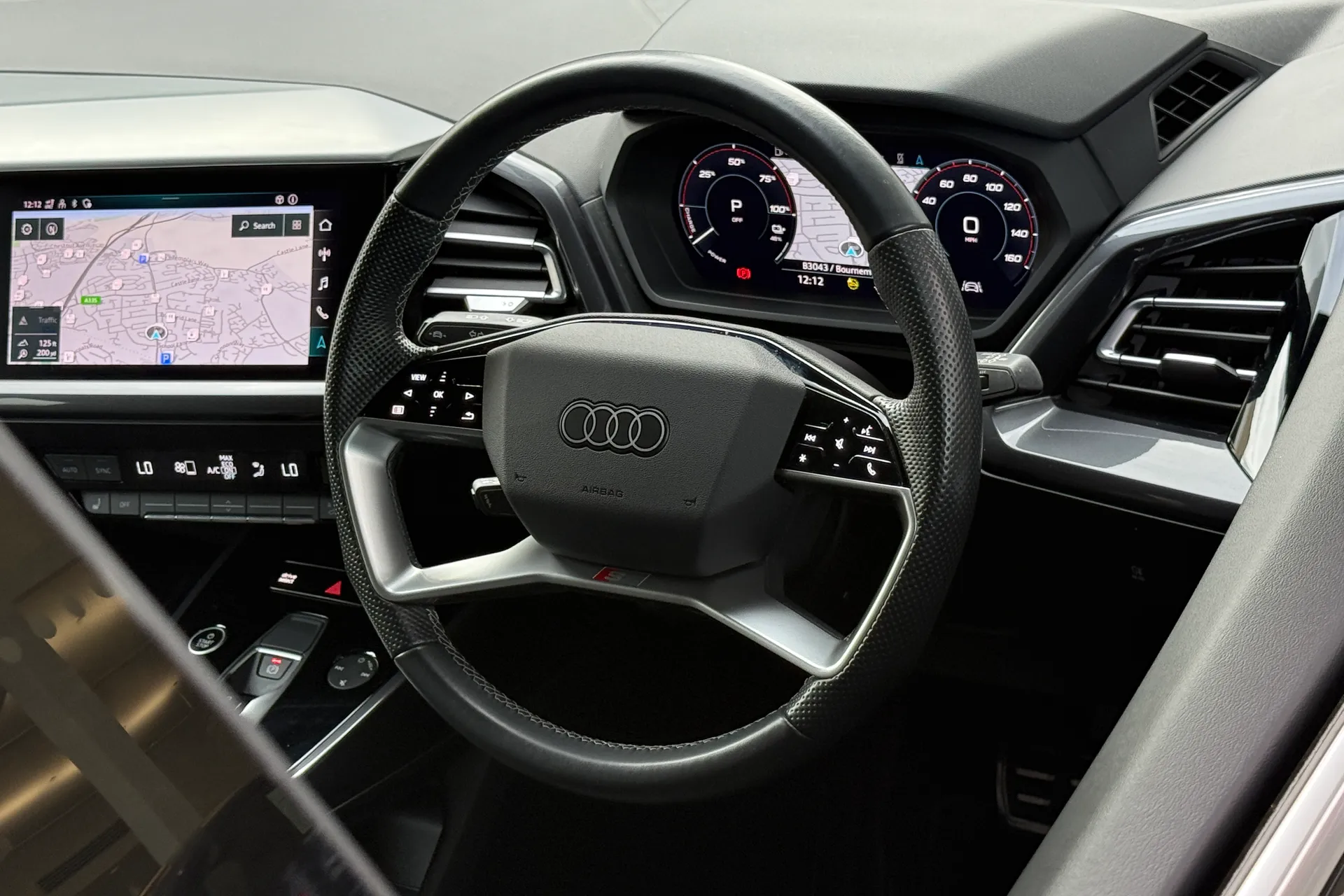 Audi Q4 thumbnail image number 33