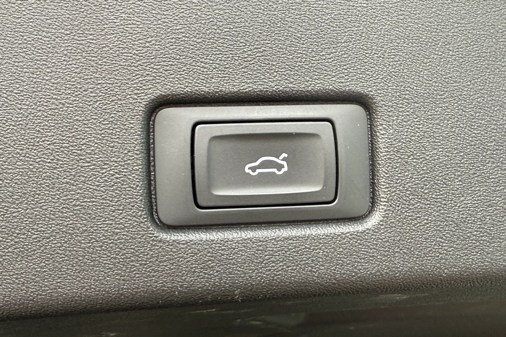 Audi Q4 thumbnail image number 49