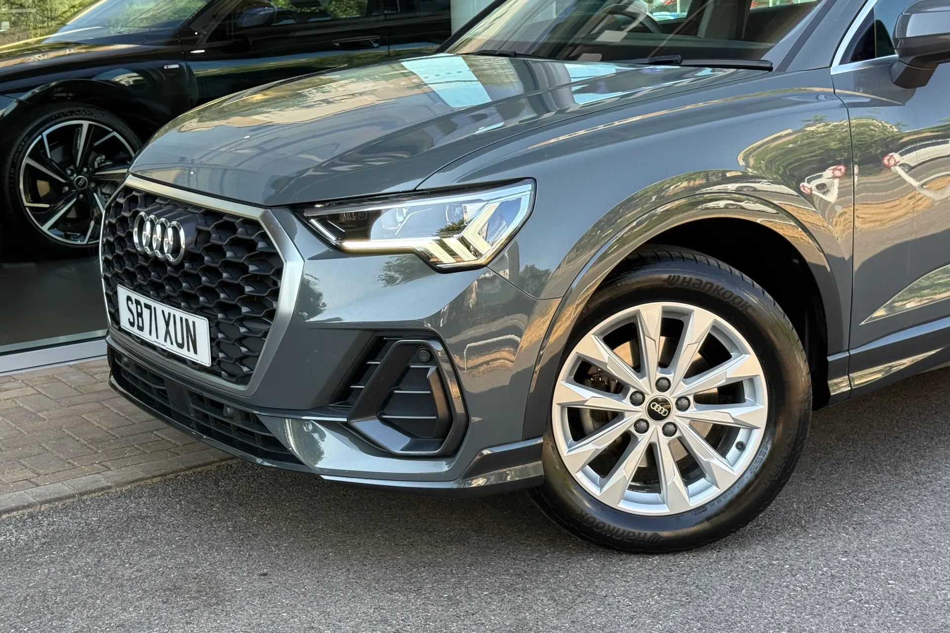 Audi Q3 thumbnail image number 51