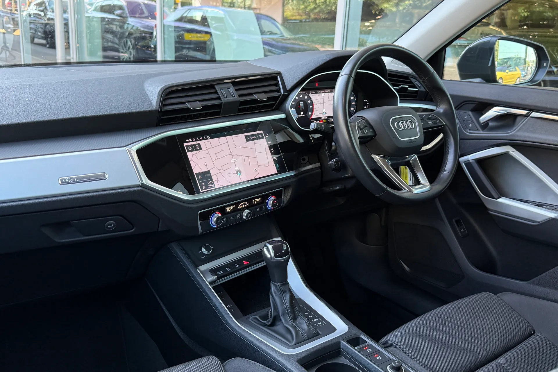 Audi Q3 thumbnail image number 47