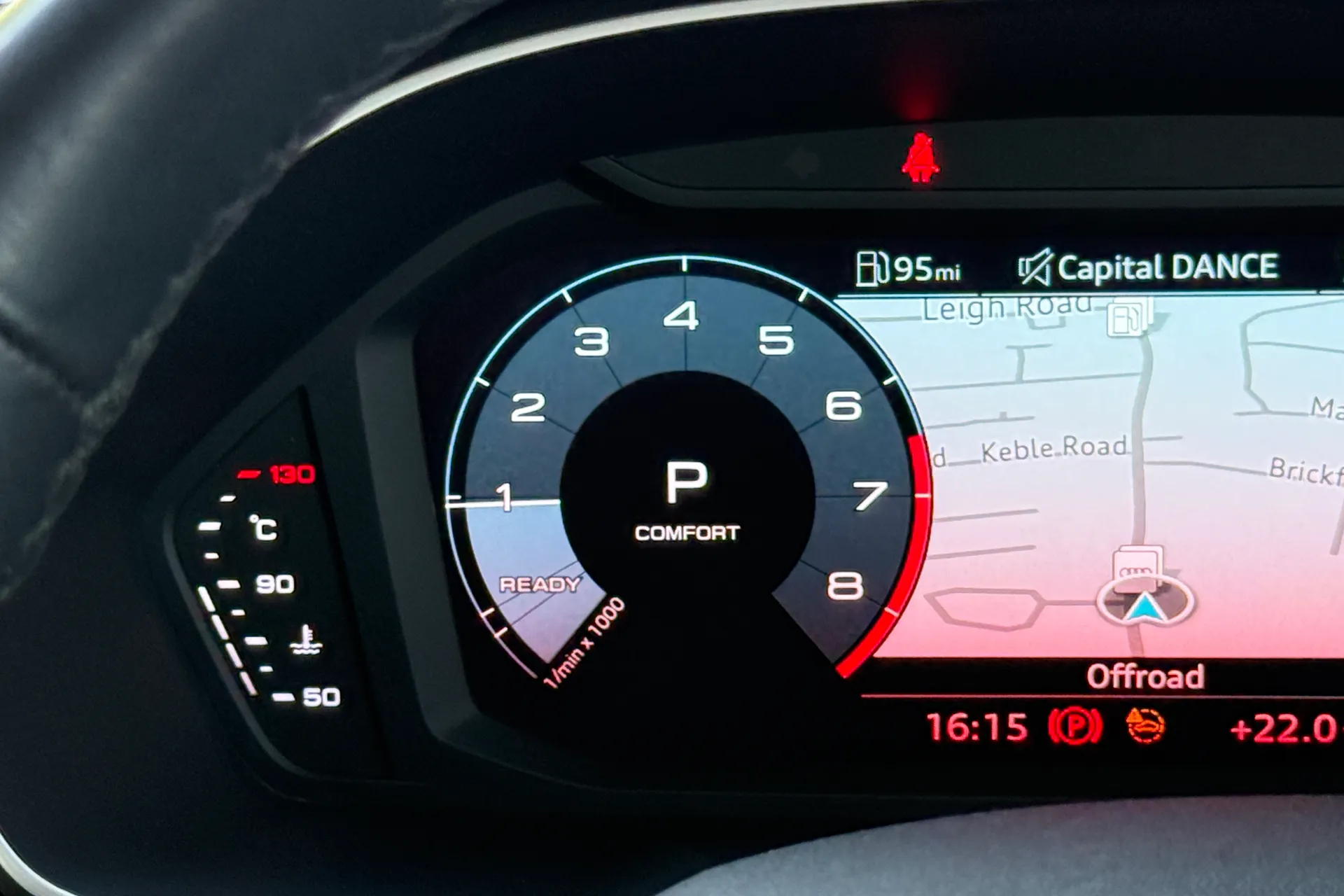 Audi Q3 thumbnail image number 9