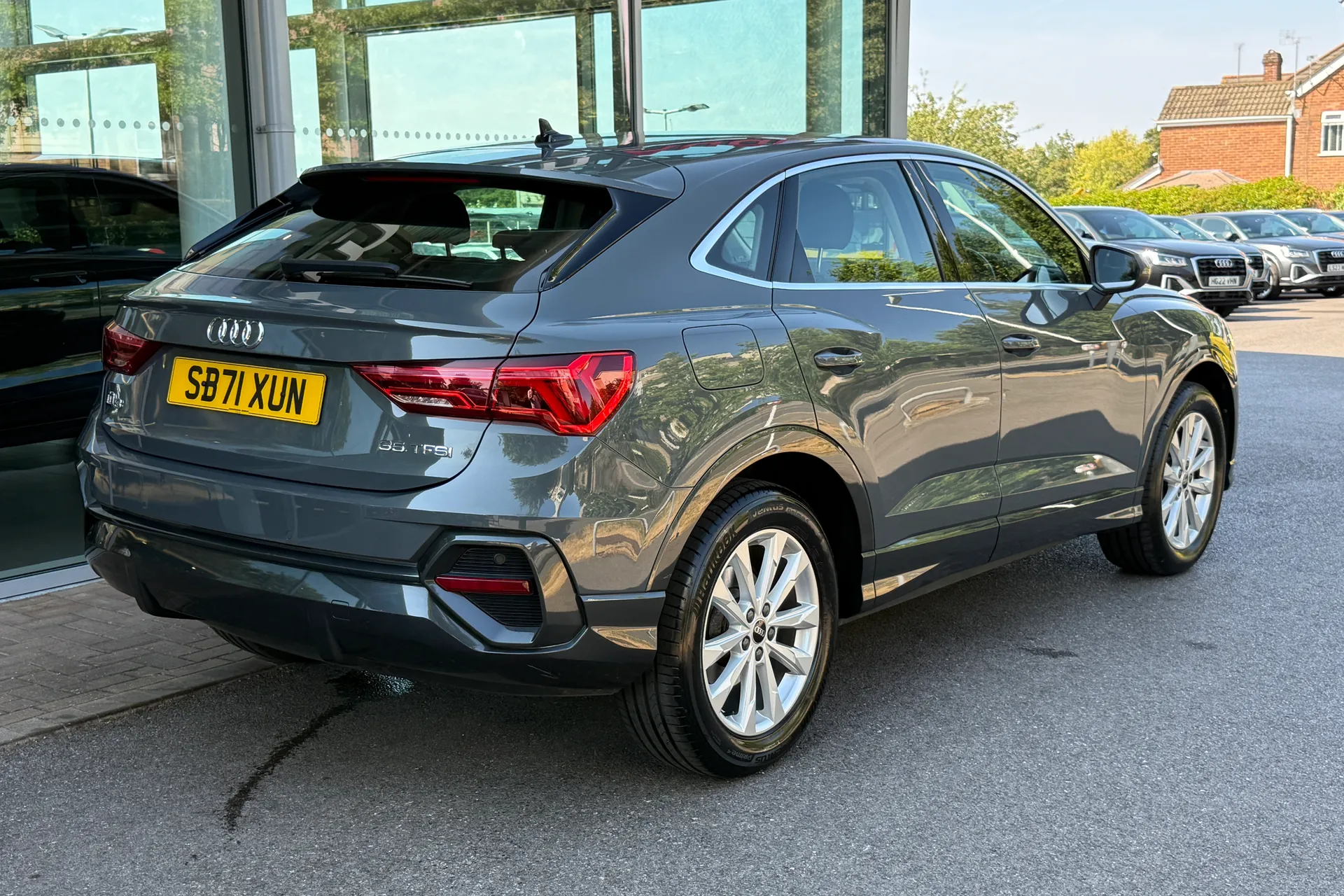 Audi Q3 thumbnail image number 53