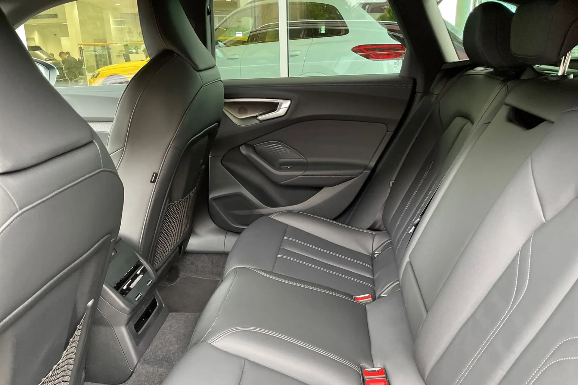 Audi A5 Avant thumbnail image number 29
