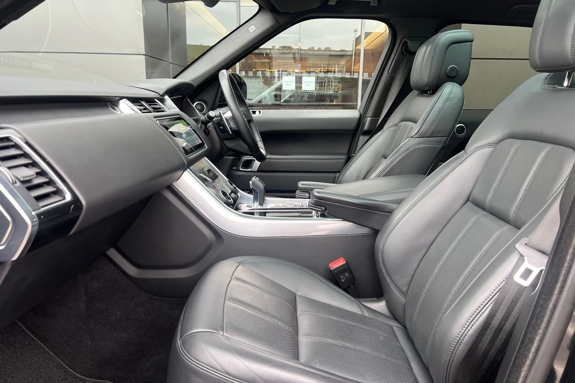 LAND ROVER RANGE ROVER SPORT thumbnail image number 36