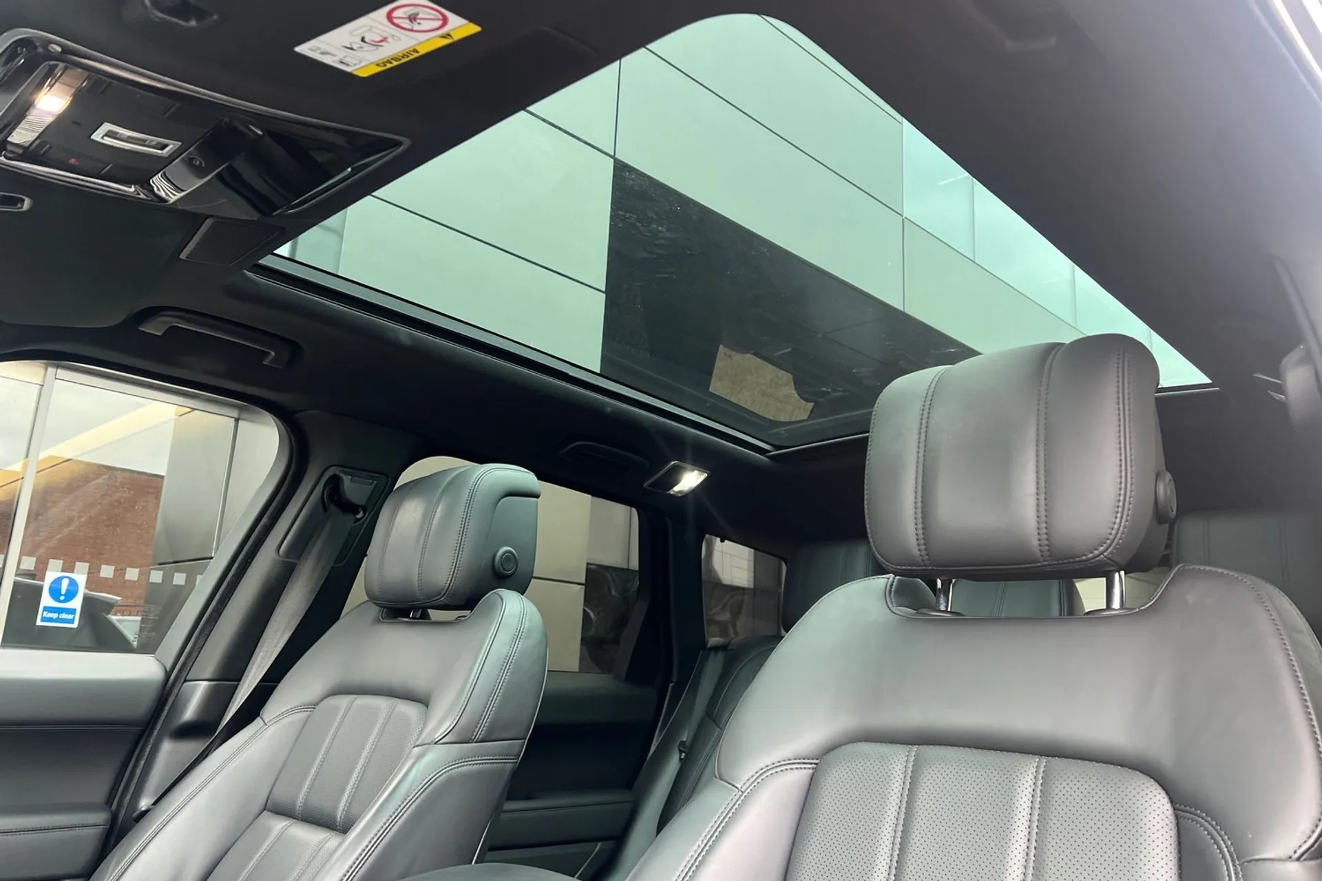 LAND ROVER RANGE ROVER SPORT thumbnail image number 37