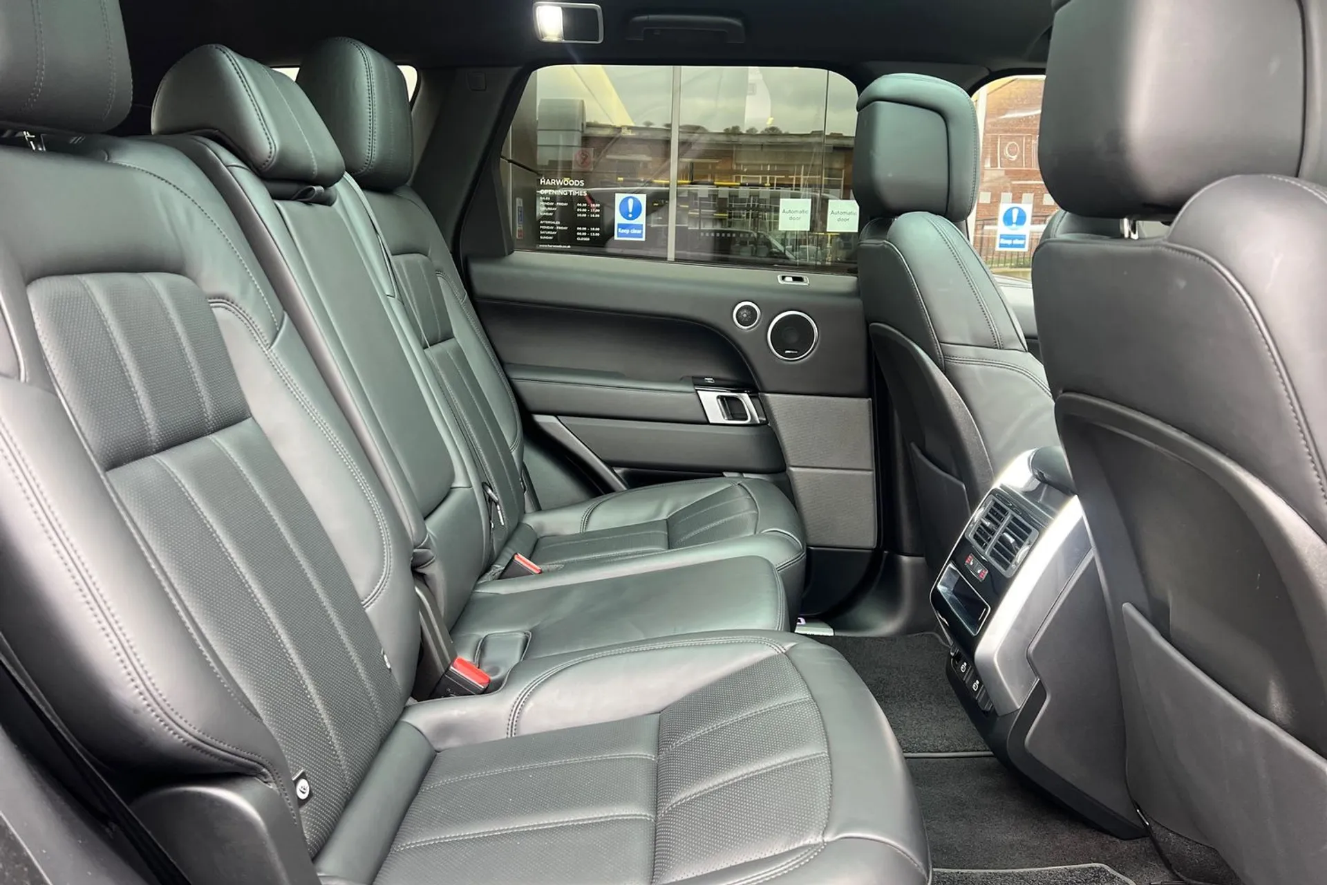 LAND ROVER RANGE ROVER SPORT thumbnail image number 23