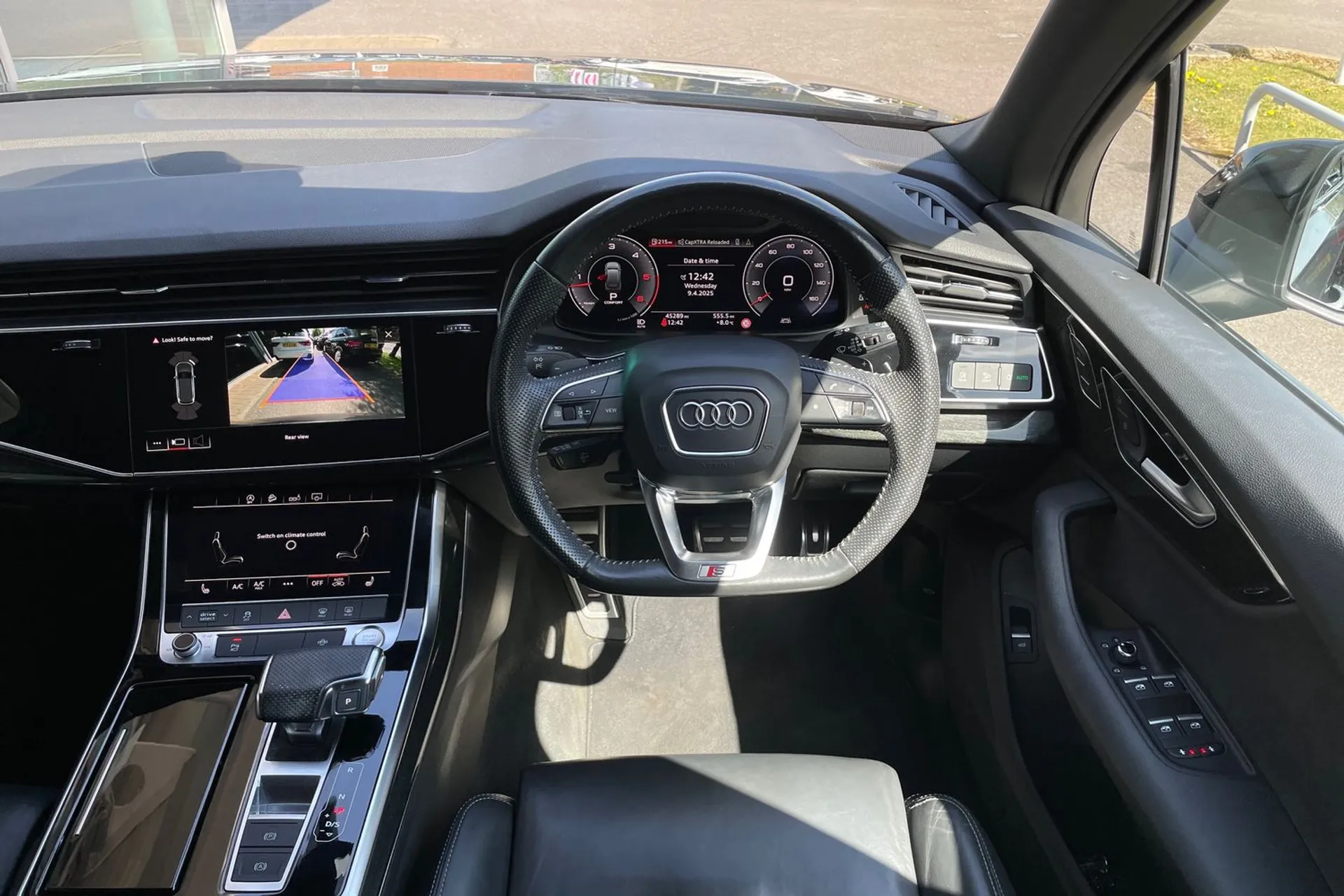 Audi Q7 thumbnail image number 33