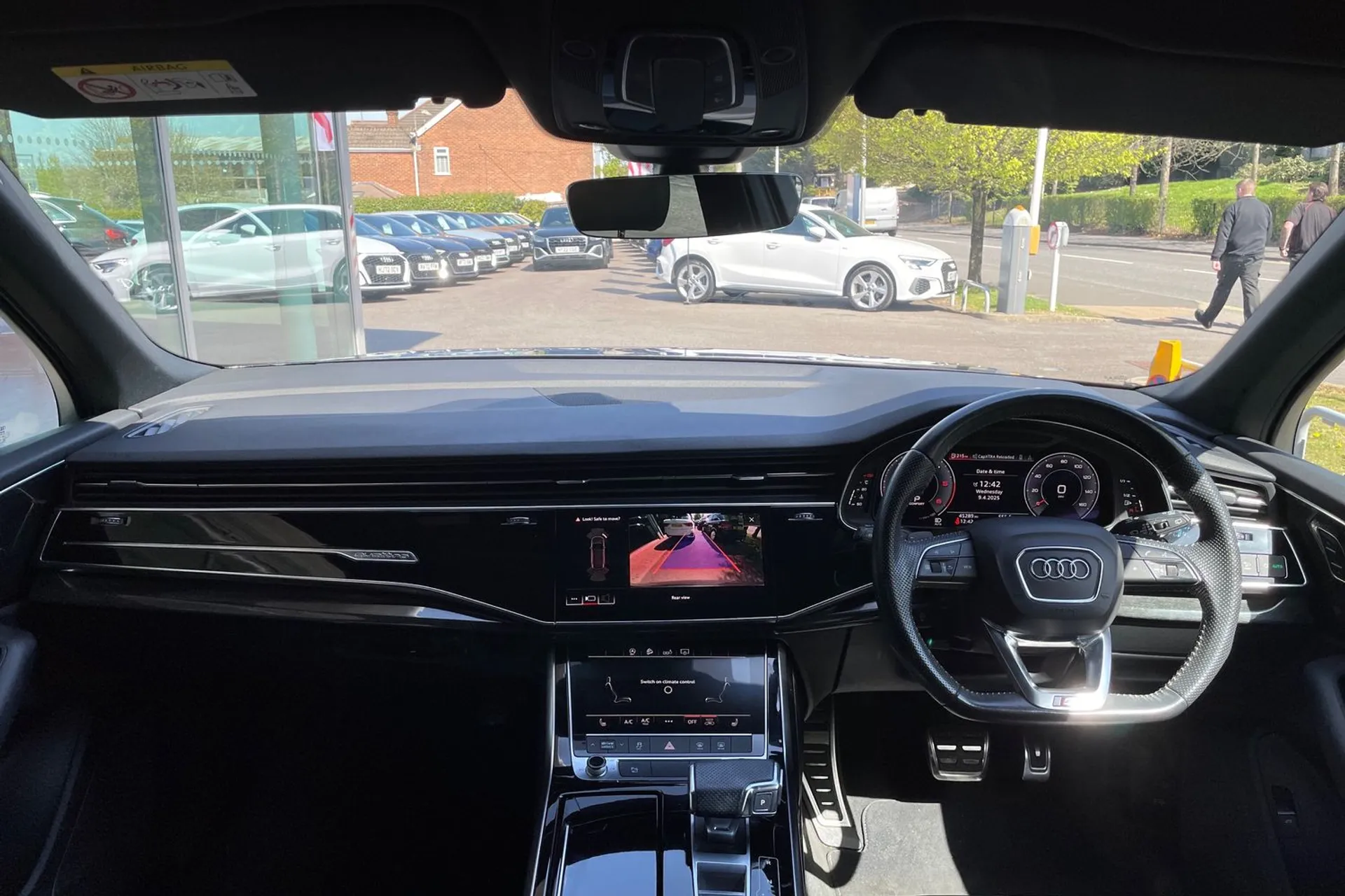 Audi Q7 thumbnail image number 3