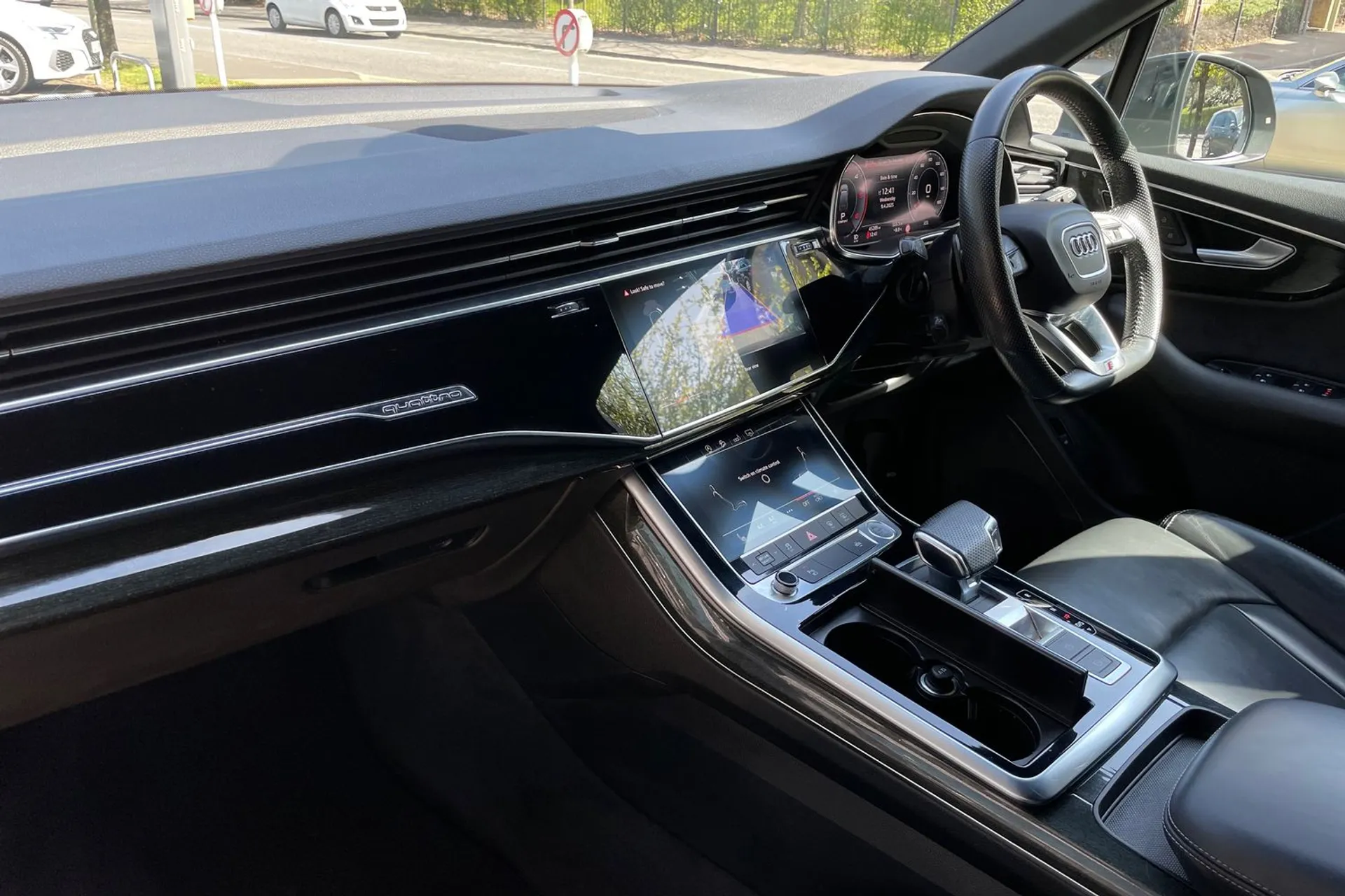Audi Q7 thumbnail image number 26