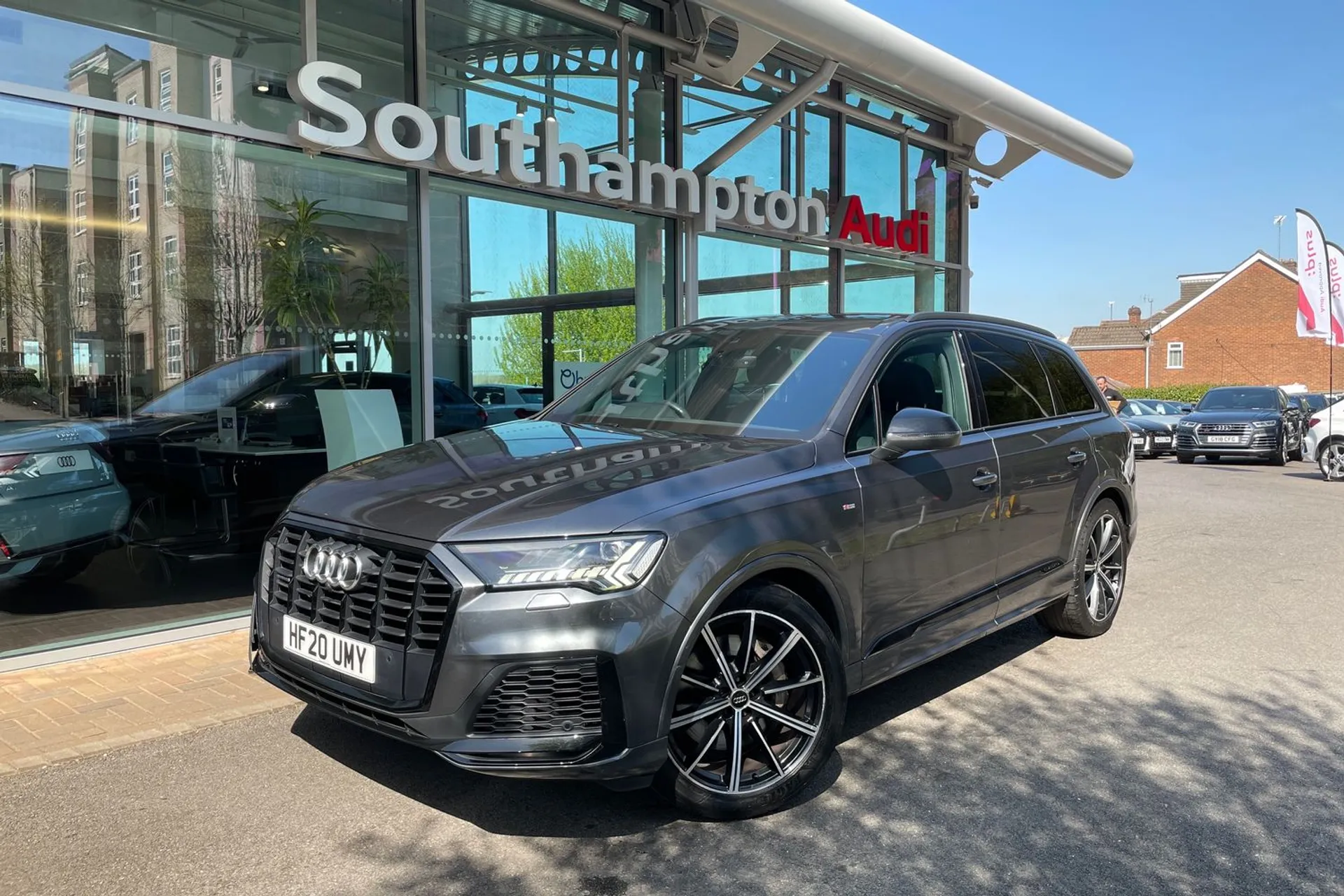 Audi Q7 thumbnail image number 9