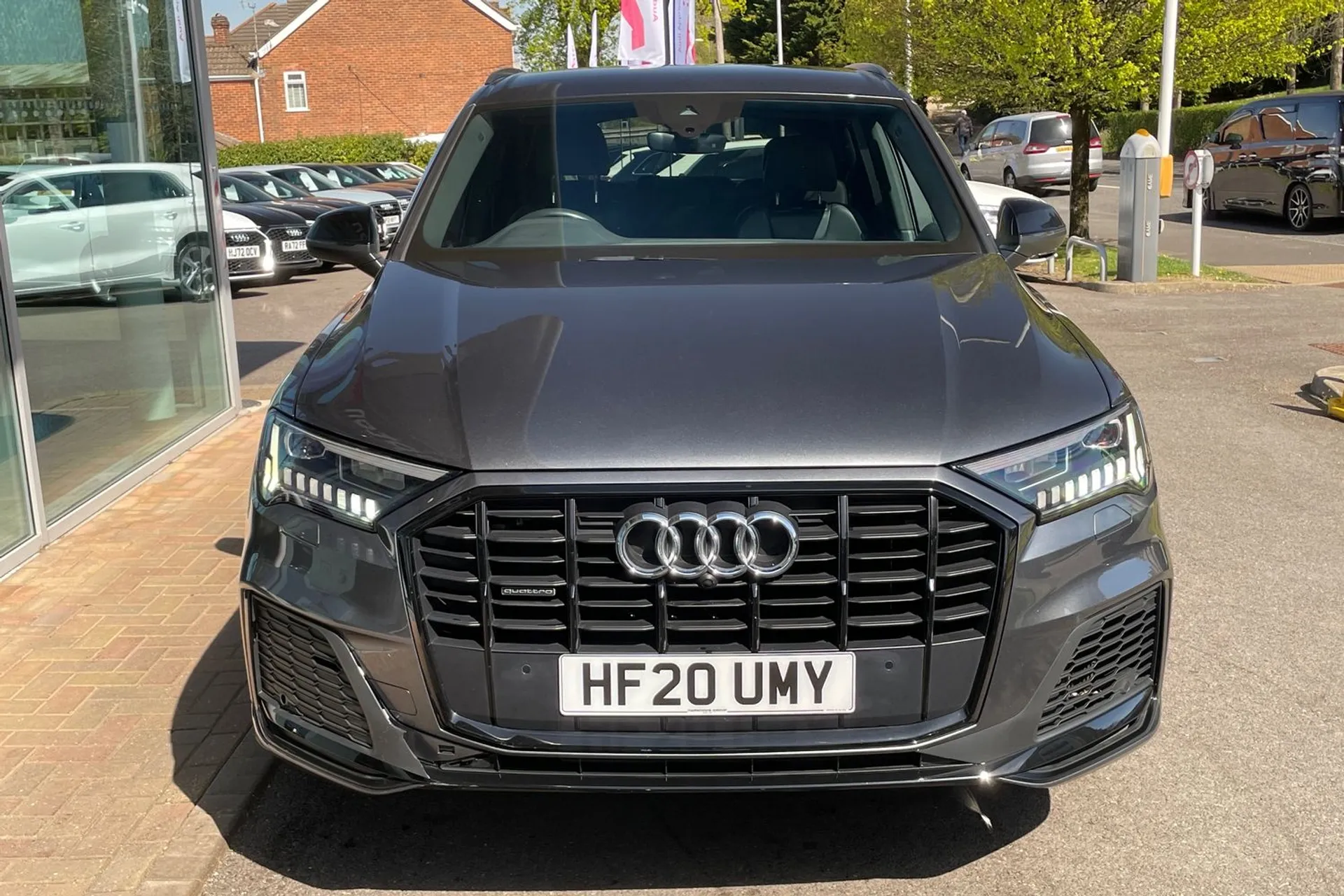 Audi Q7 thumbnail image number 10