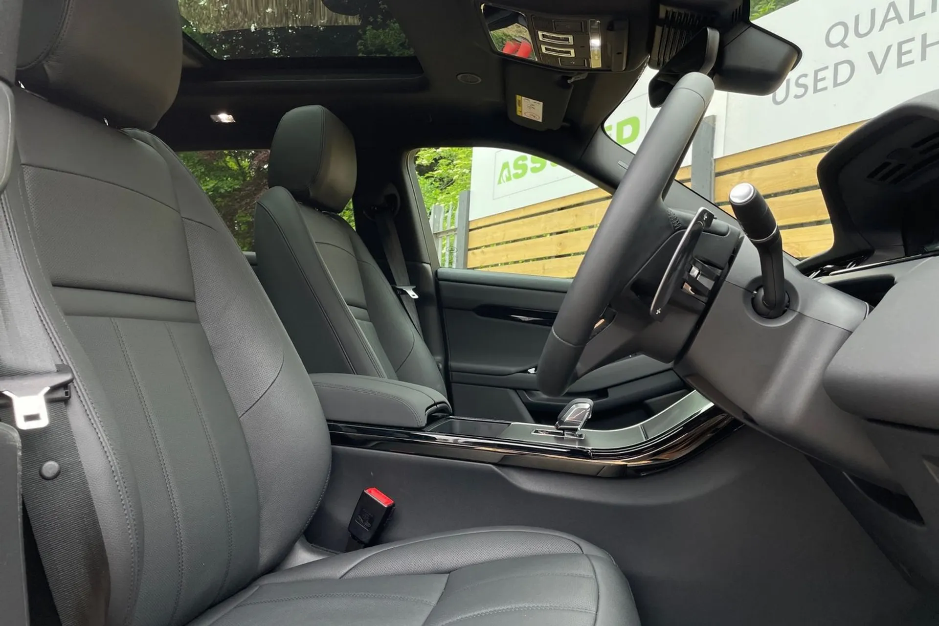 LAND ROVER RANGE ROVER EVOQUE thumbnail image number 26