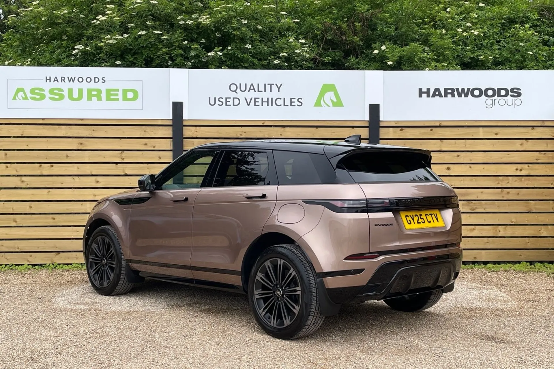 LAND ROVER RANGE ROVER EVOQUE thumbnail image number 9