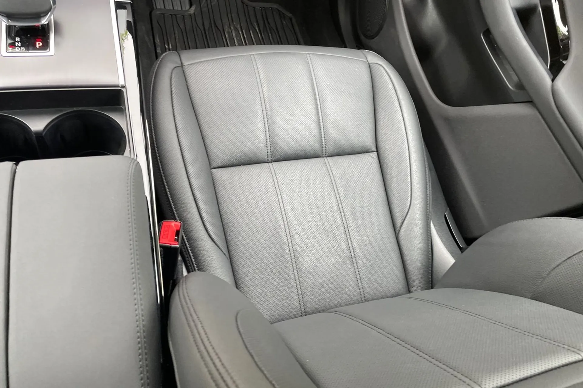 LAND ROVER RANGE ROVER EVOQUE thumbnail image number 35