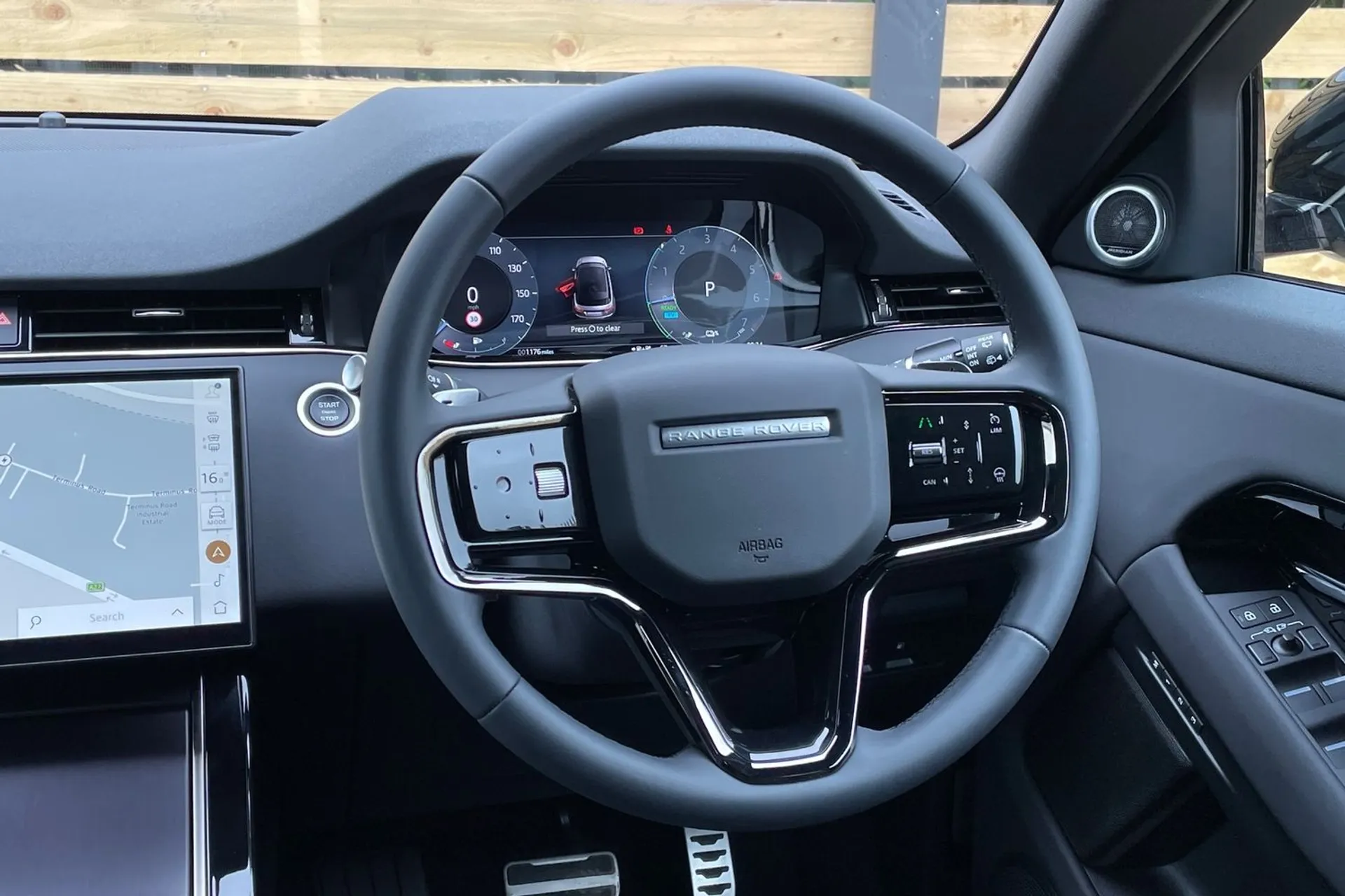 LAND ROVER RANGE ROVER EVOQUE thumbnail image number 36