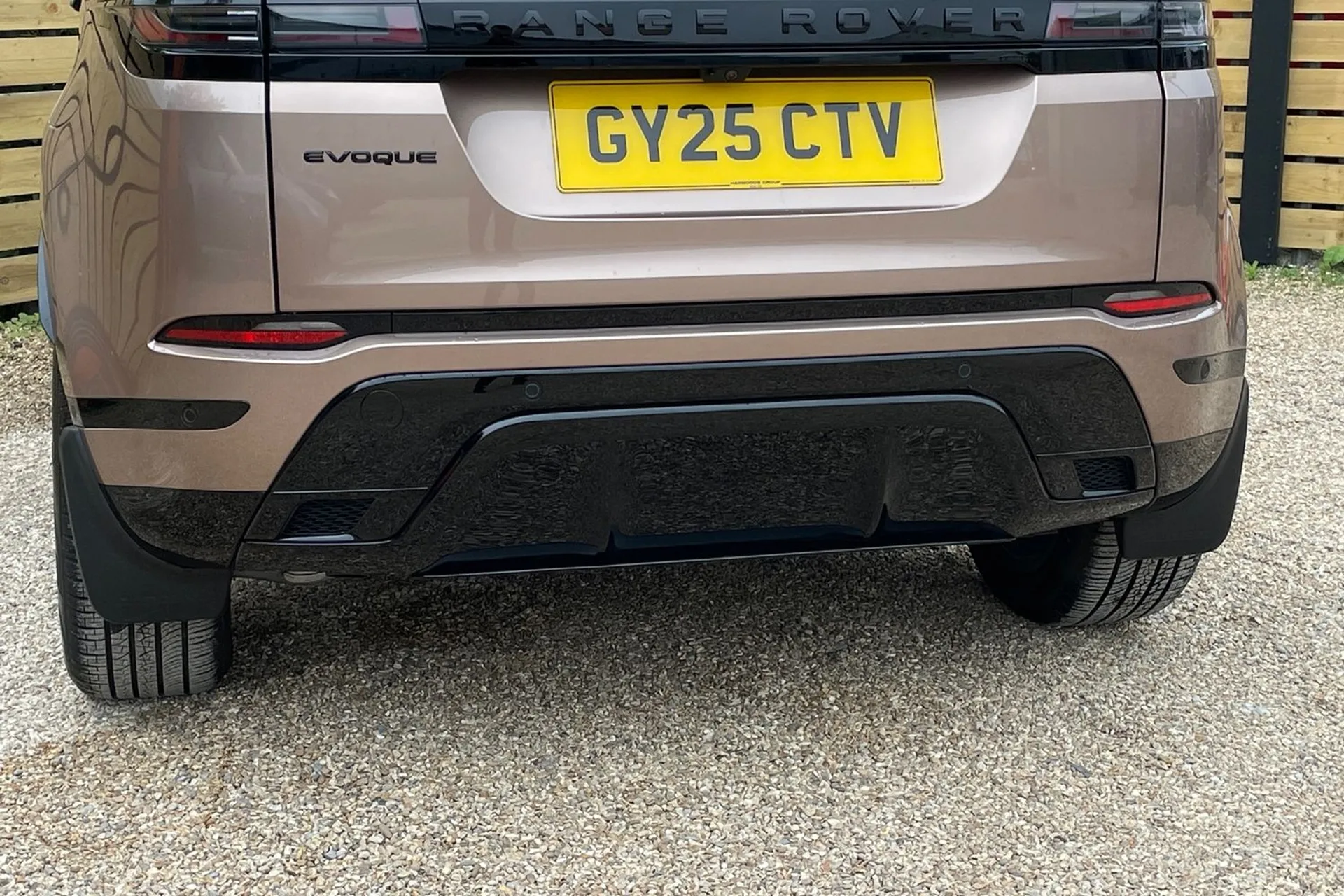 LAND ROVER RANGE ROVER EVOQUE thumbnail image number 17