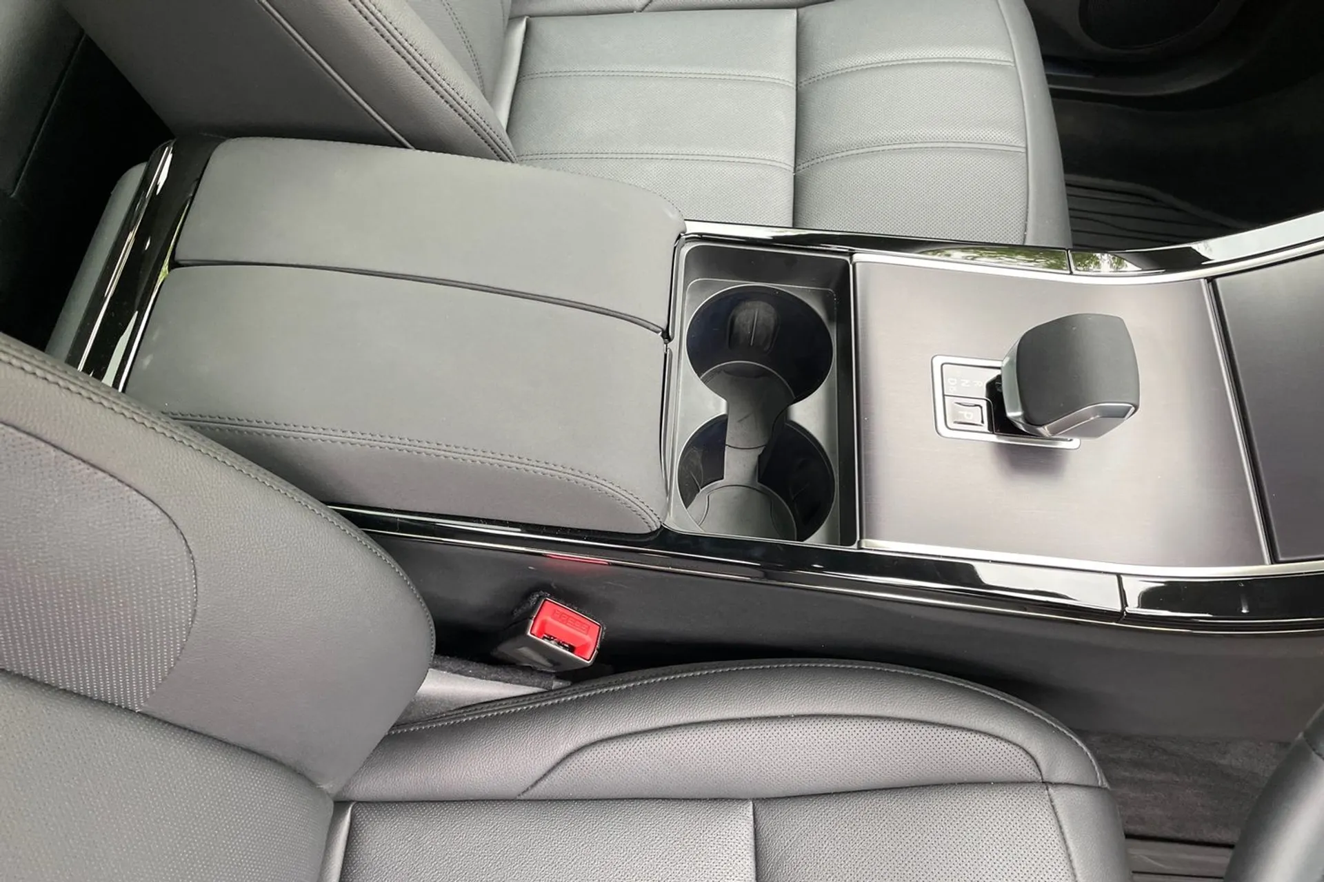 LAND ROVER RANGE ROVER EVOQUE thumbnail image number 42