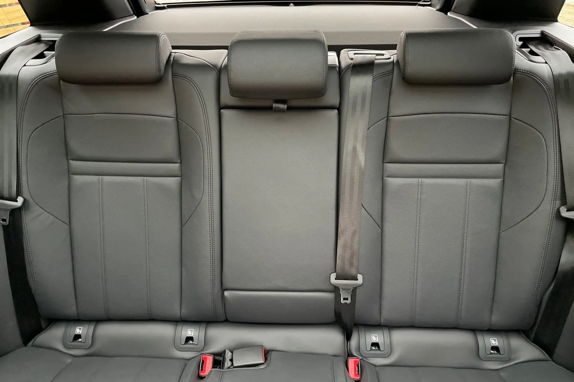 LAND ROVER RANGE ROVER EVOQUE thumbnail image number 33