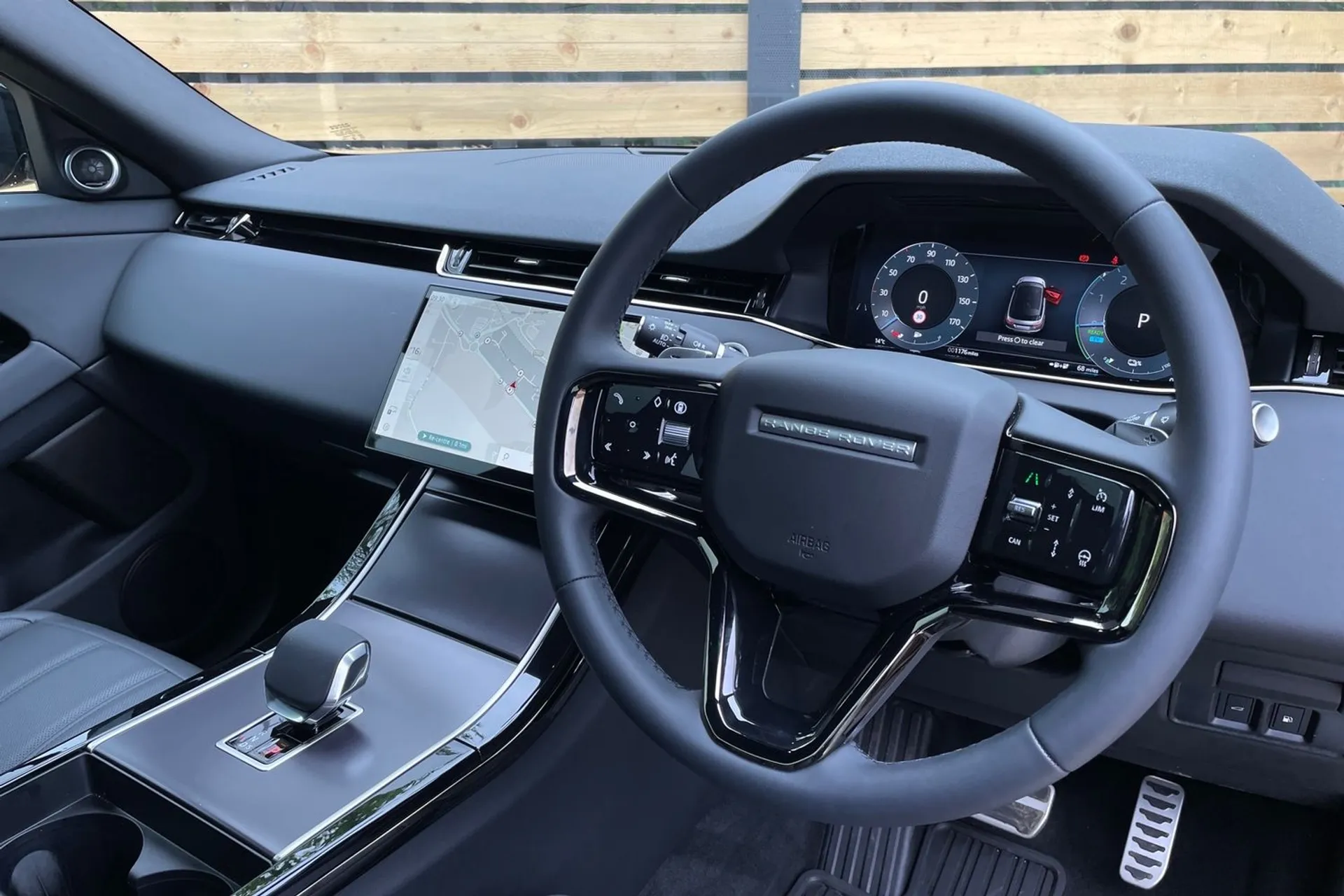 LAND ROVER RANGE ROVER EVOQUE thumbnail image number 27