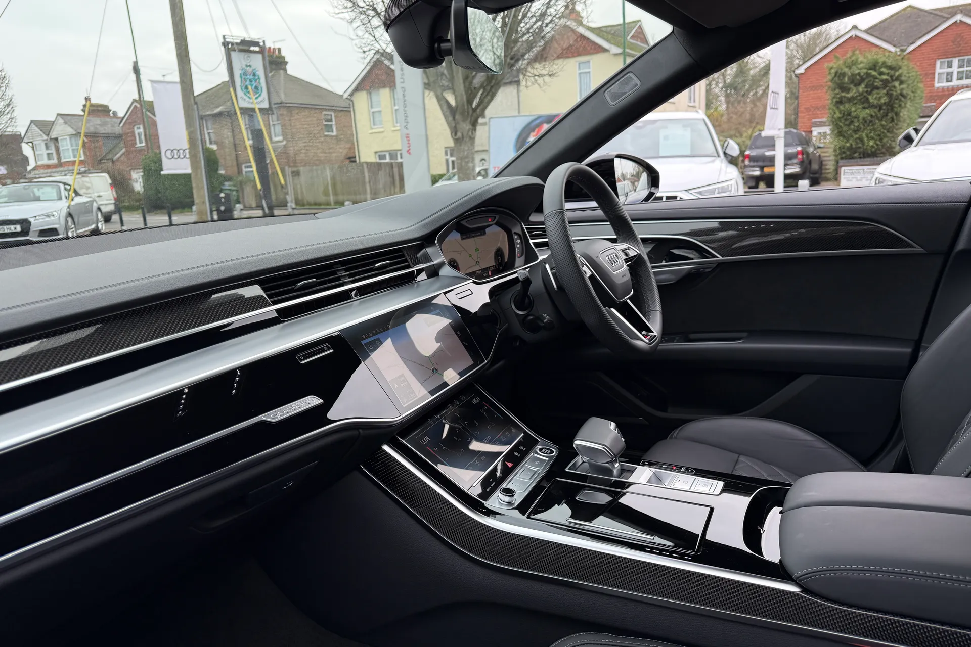 Audi A8 thumbnail image number 36