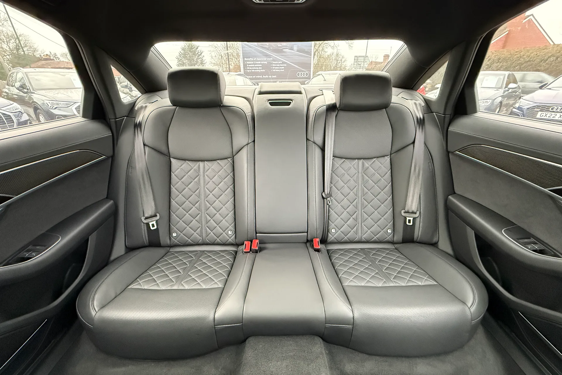 Audi A8 thumbnail image number 48