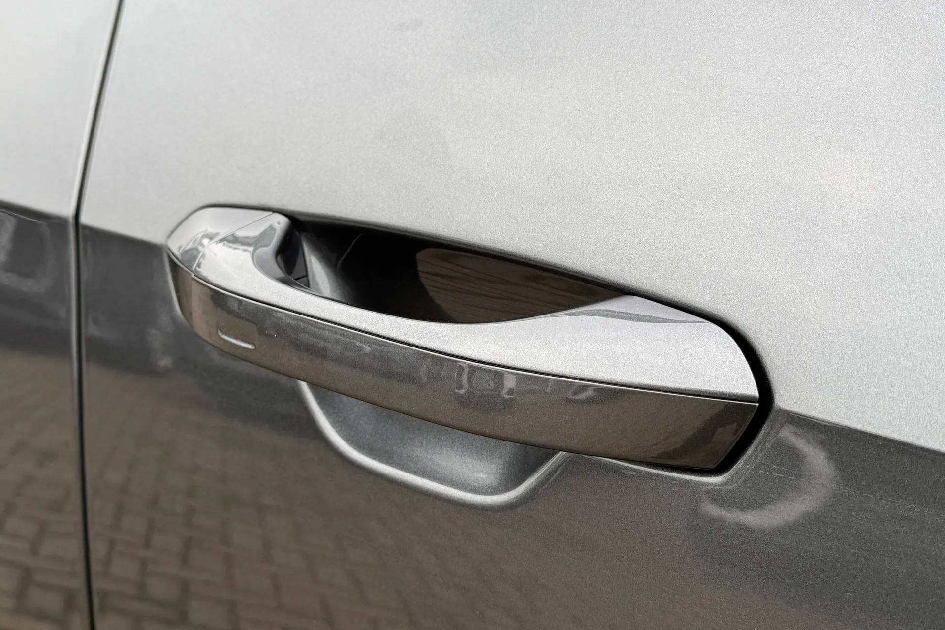 Audi A8 thumbnail image number 67