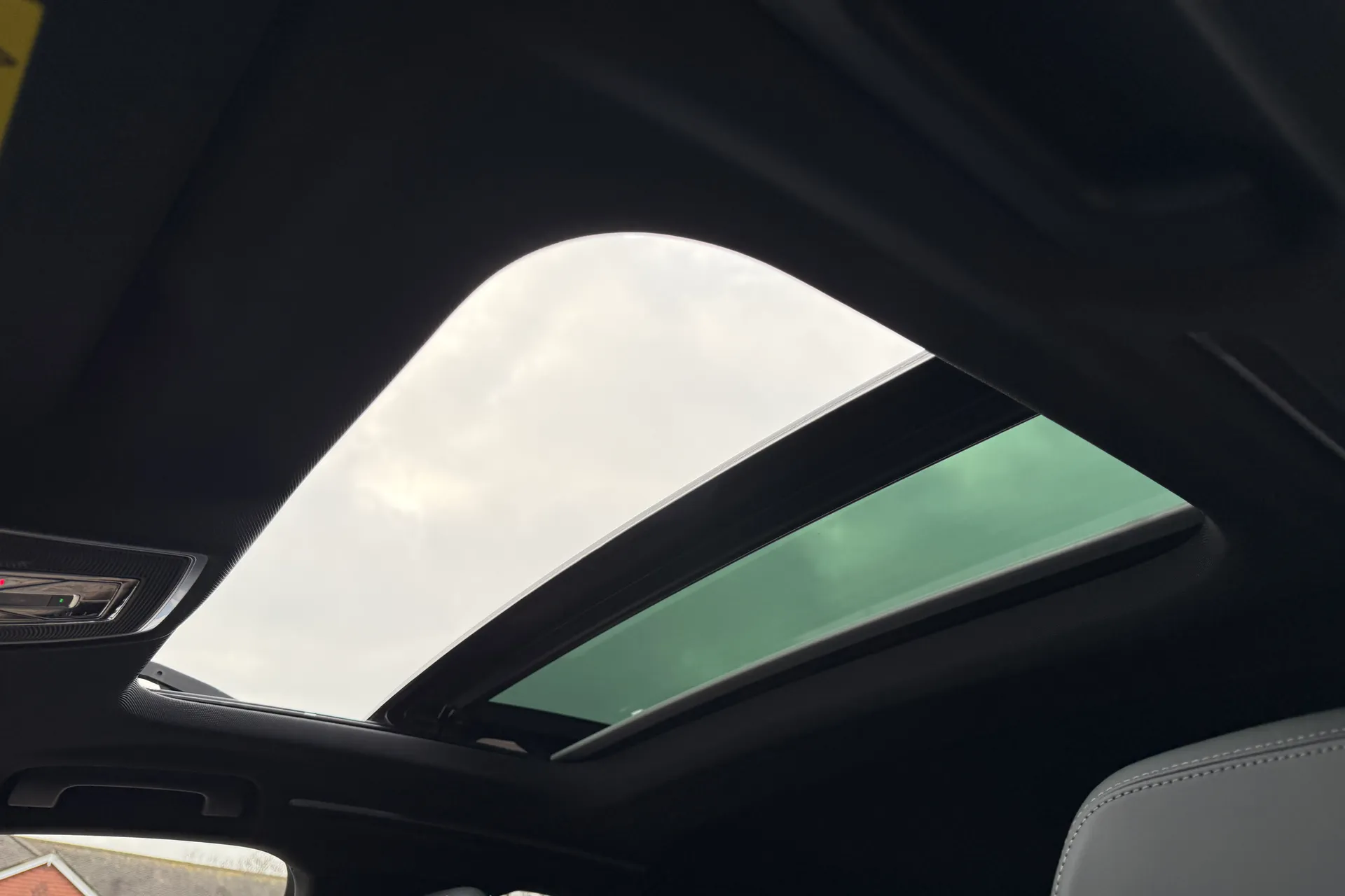 Audi A8 thumbnail image number 41