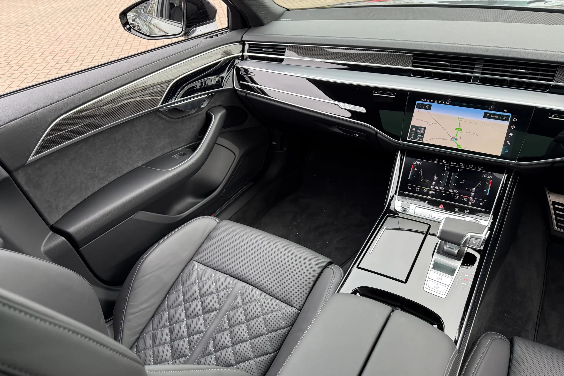 Audi A8 thumbnail image number 49