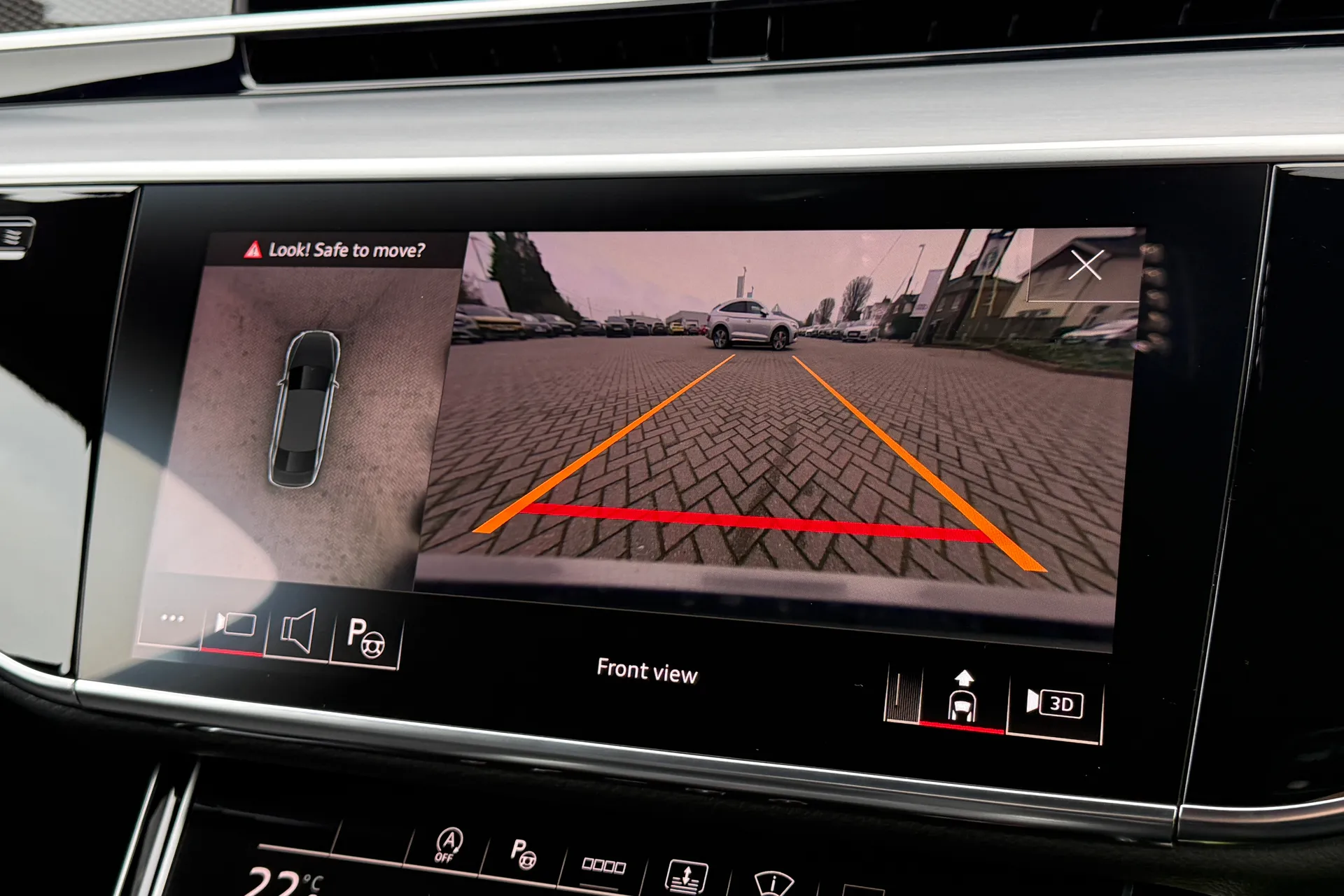 Audi A8 thumbnail image number 10