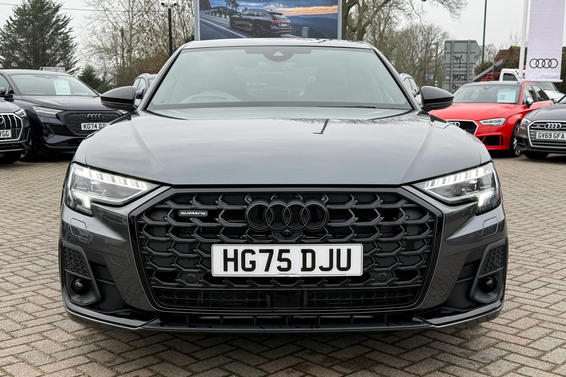 Audi A8 thumbnail image number 32