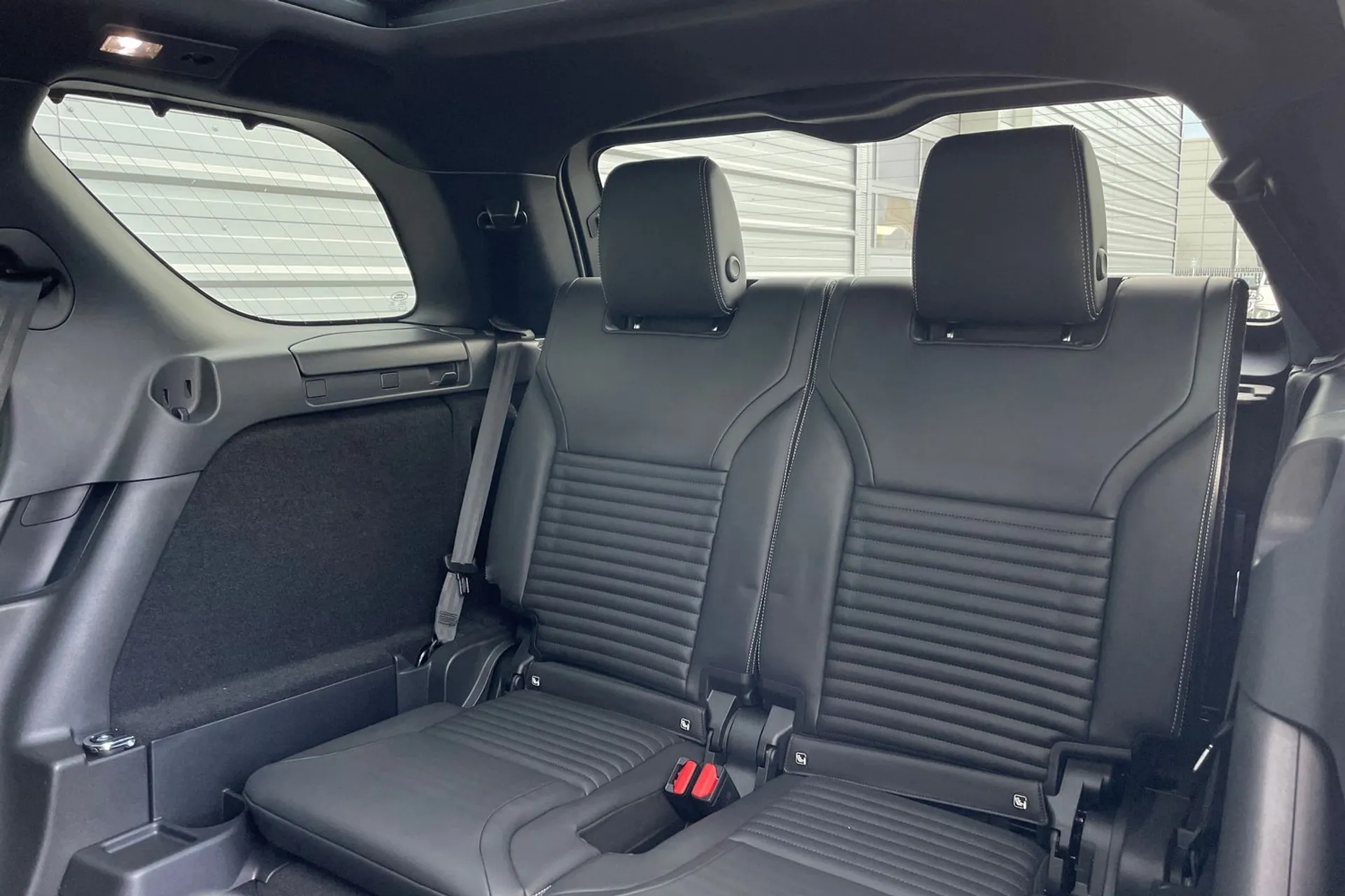 LAND ROVER DISCOVERY thumbnail image number 37