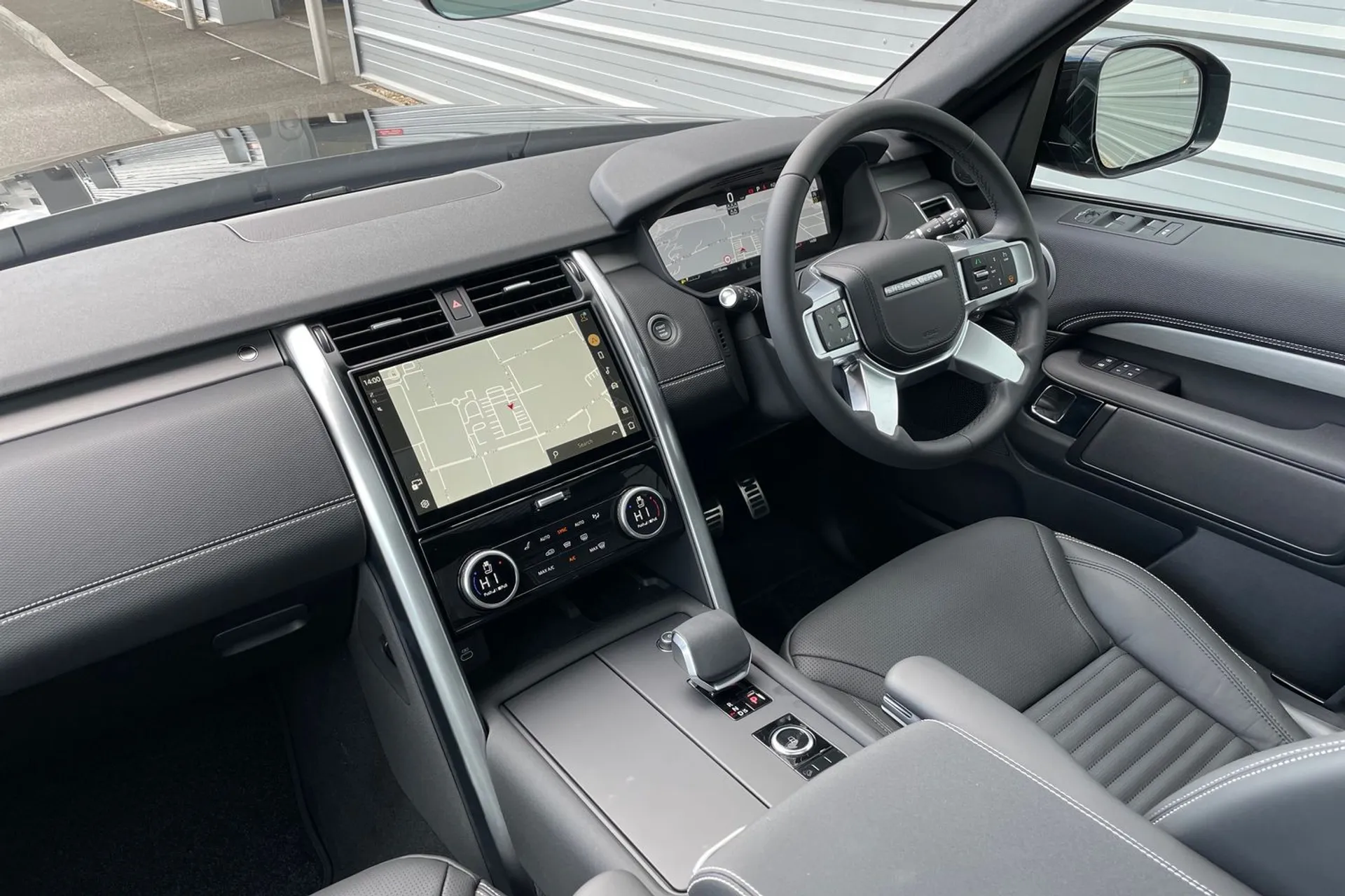 LAND ROVER DISCOVERY thumbnail image number 31