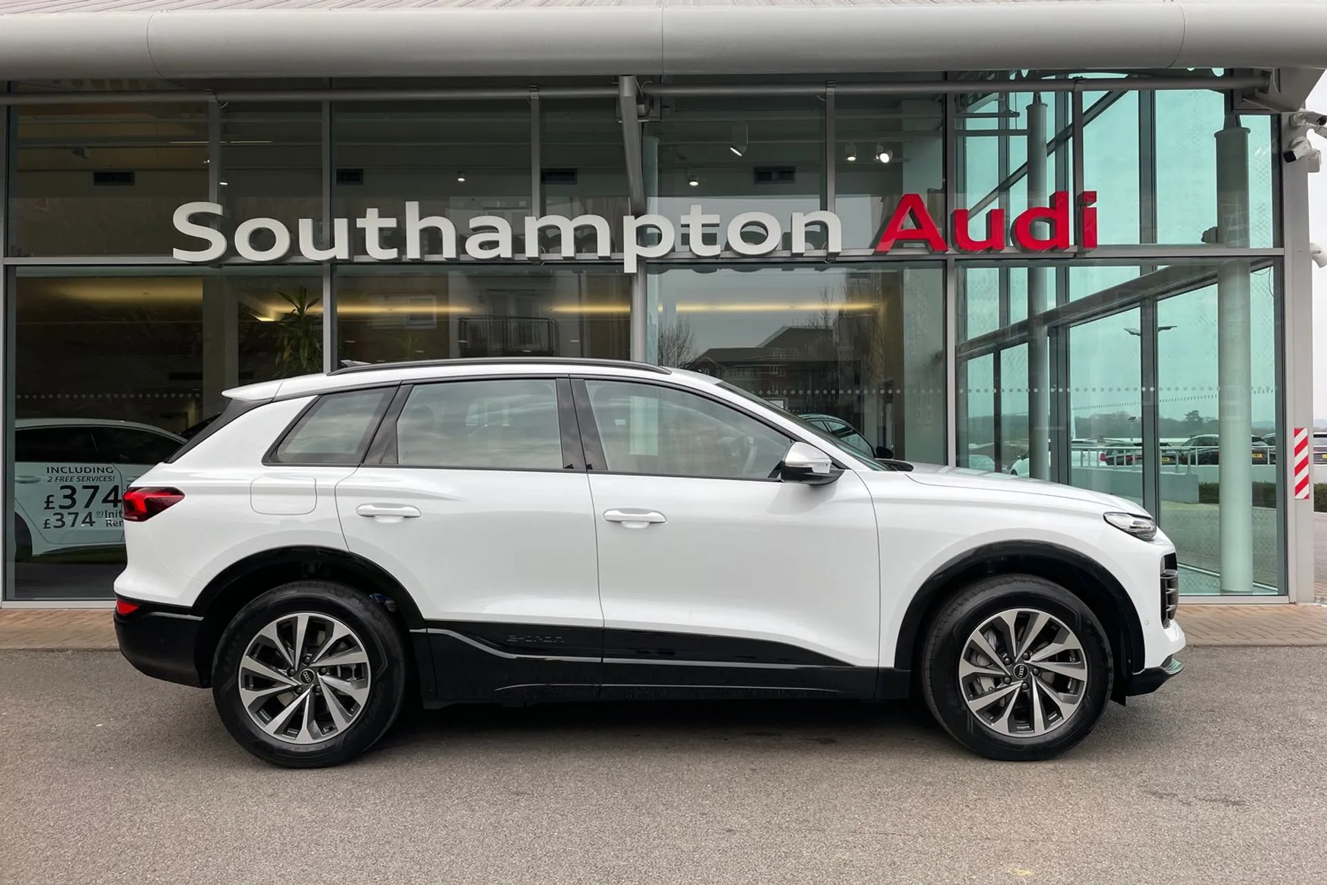 Audi Q6 thumbnail image number 4
