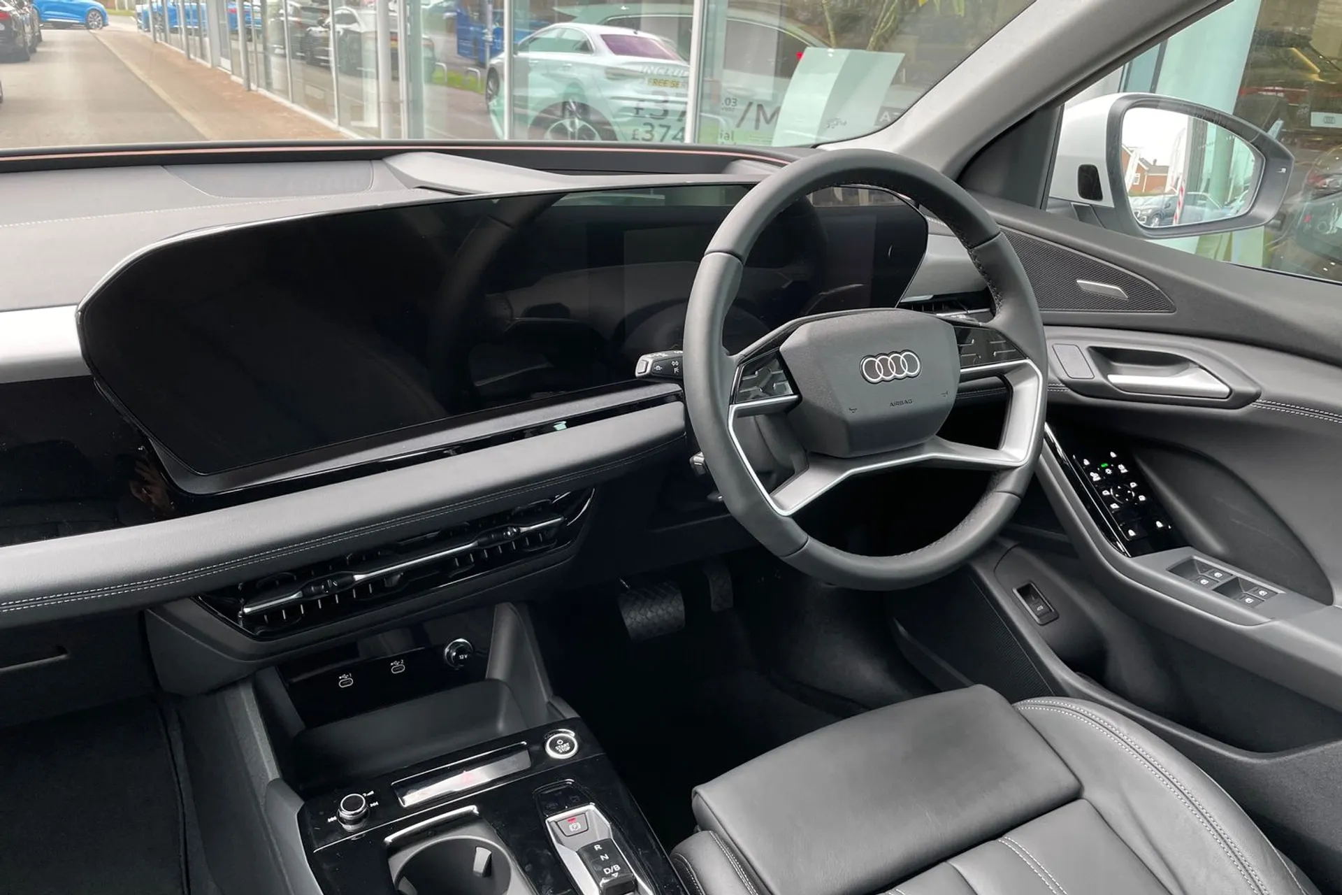 Audi Q6 thumbnail image number 32