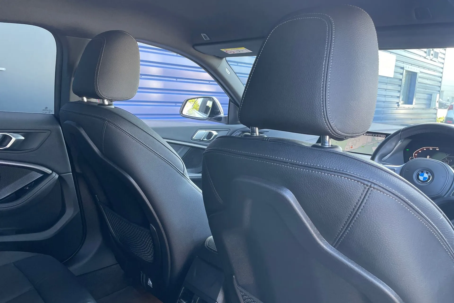 BMW 2 SERIES thumbnail image number 23