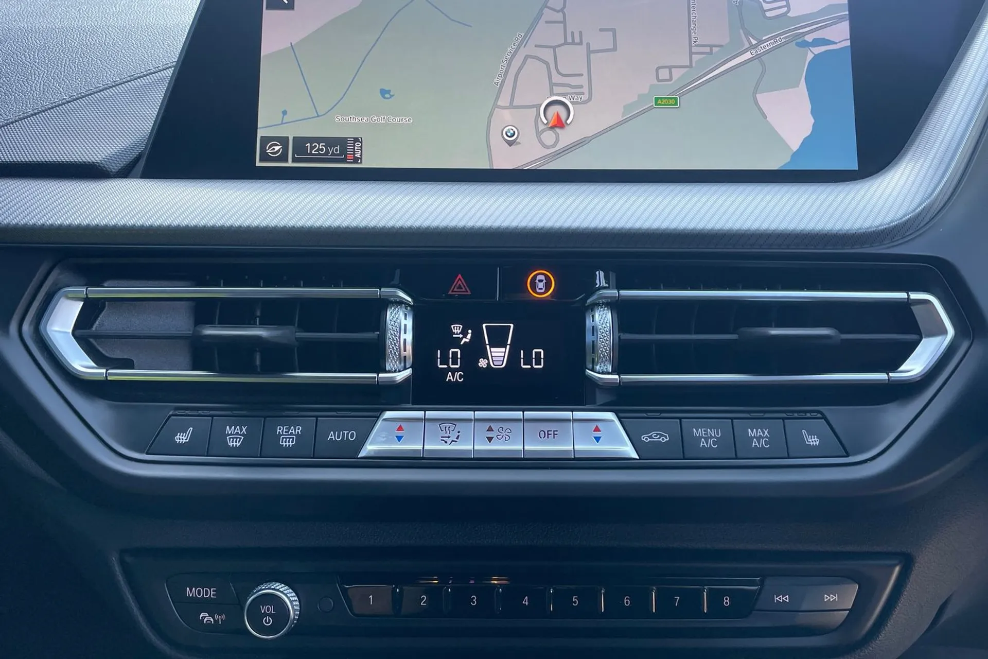 BMW 2 SERIES thumbnail image number 38