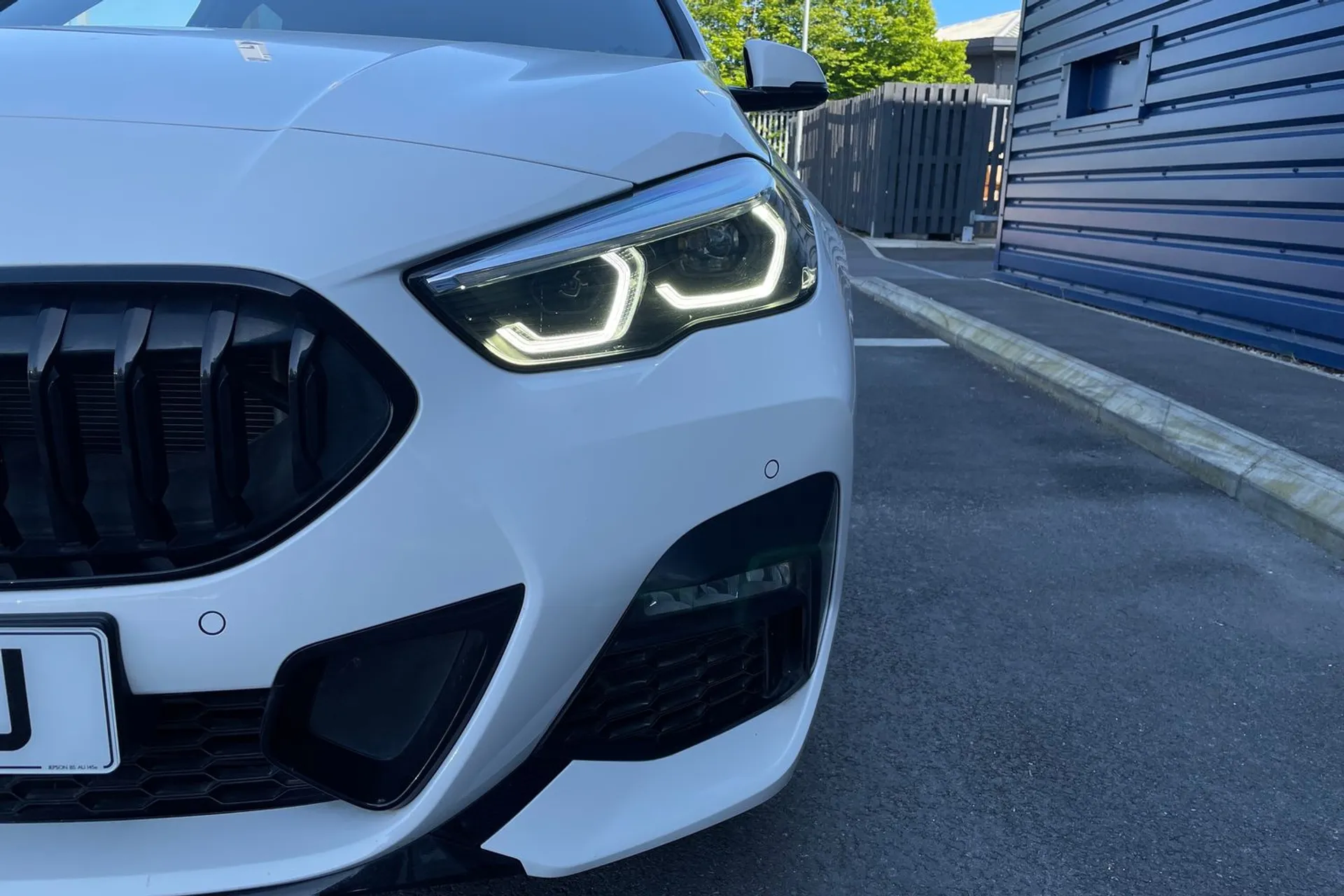 BMW 2 SERIES thumbnail image number 24