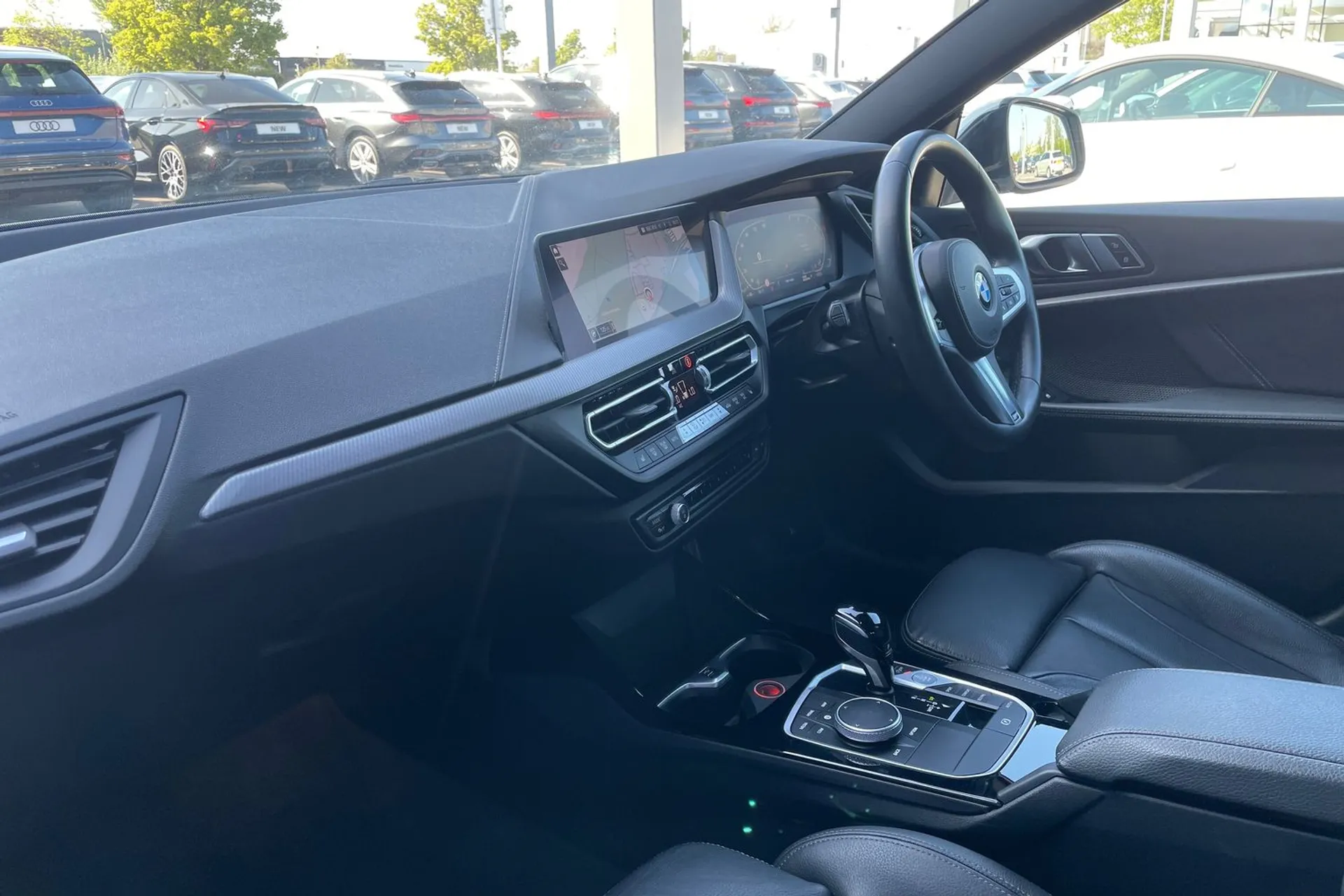 BMW 2 SERIES thumbnail image number 27