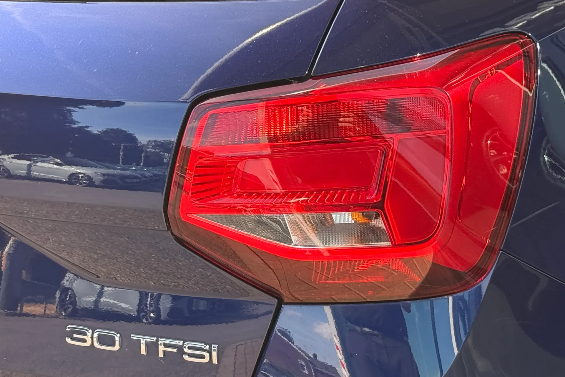 Audi Q2 thumbnail image number 42