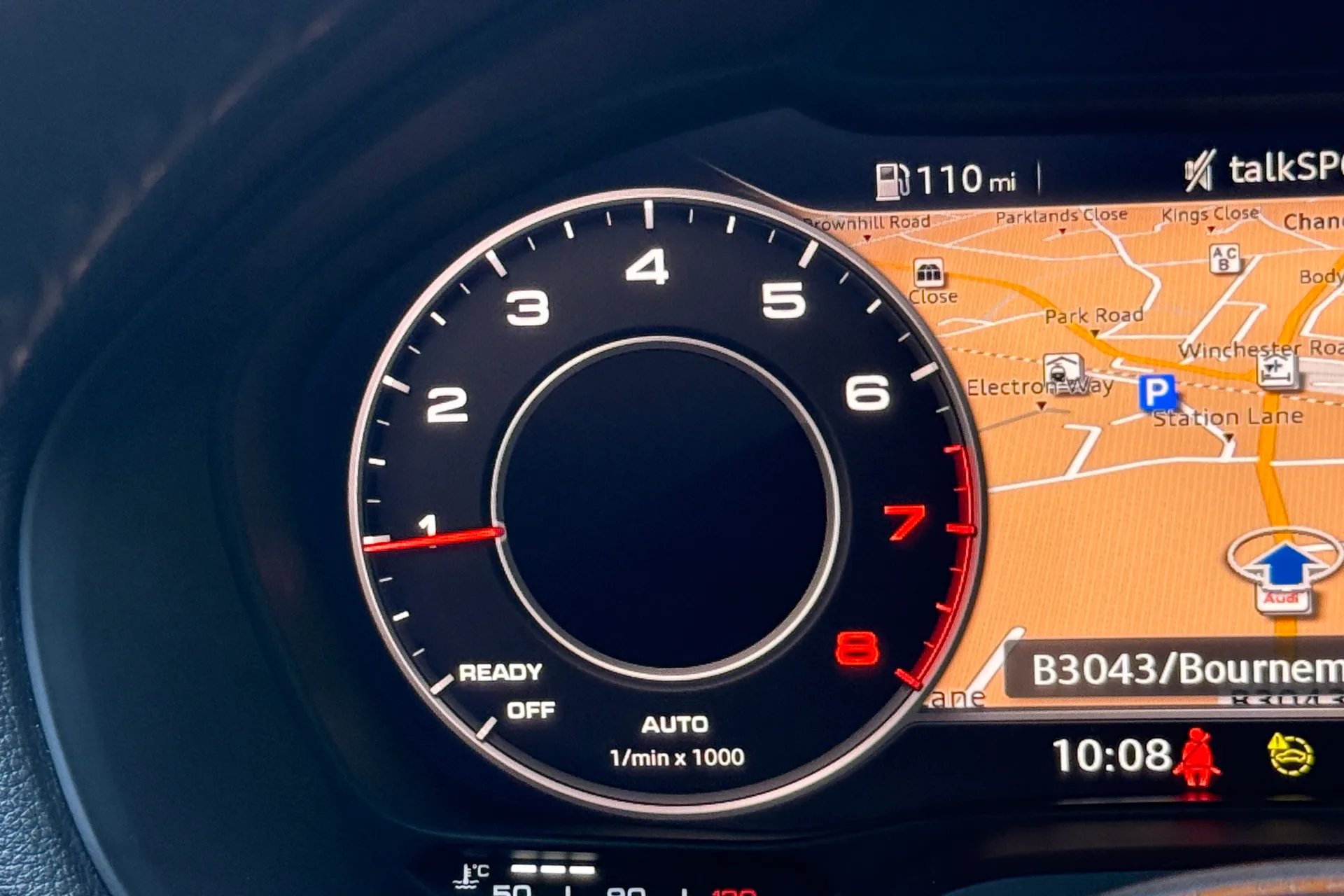 Audi Q2 thumbnail image number 9
