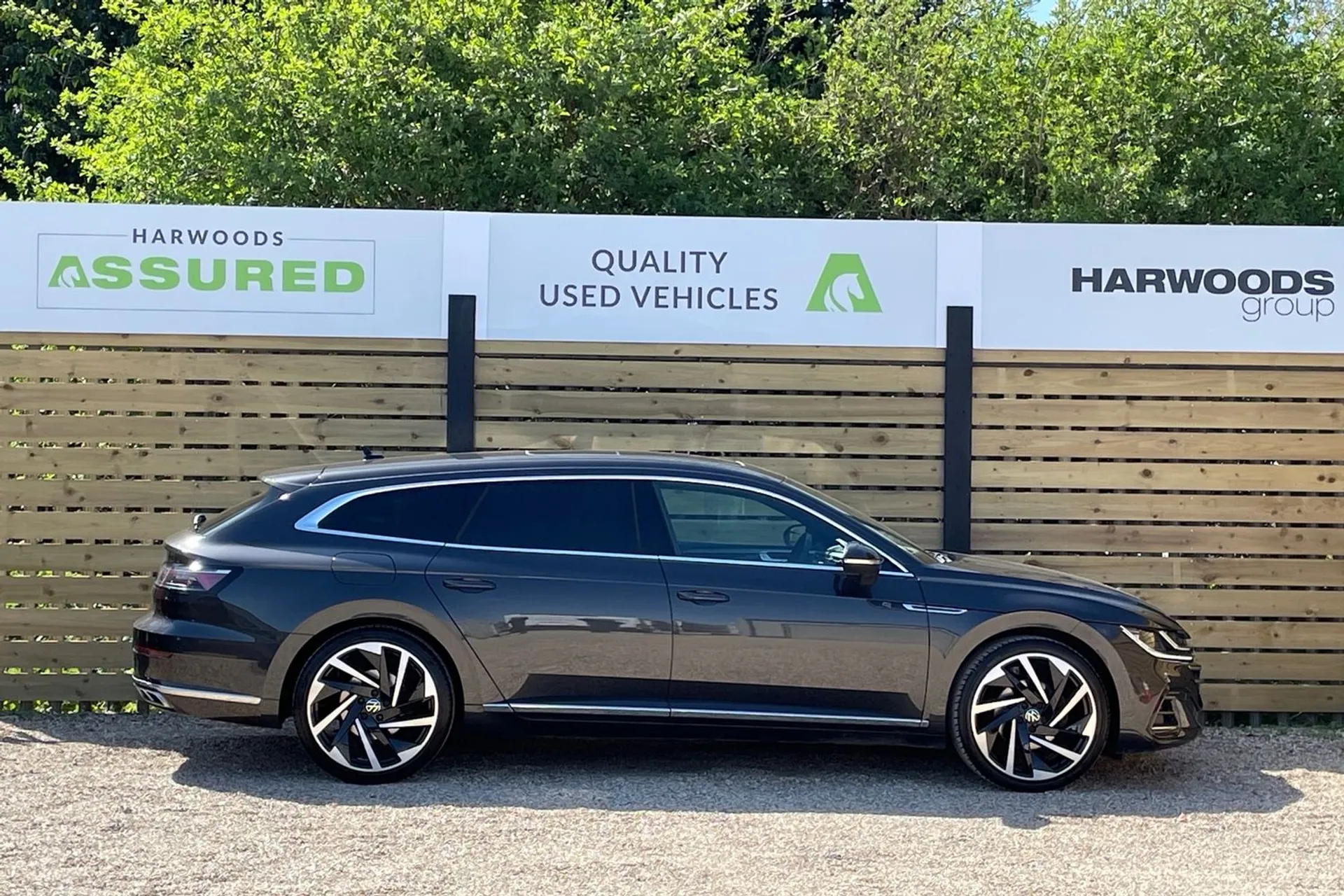 VOLKSWAGEN ARTEON thumbnail image number 2