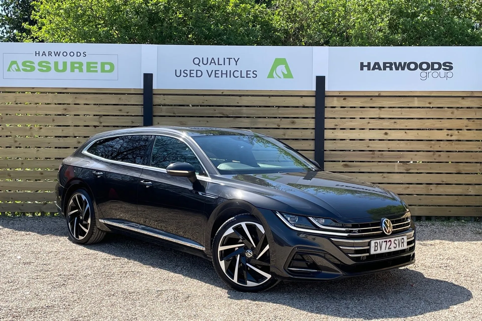 VOLKSWAGEN ARTEON focused image