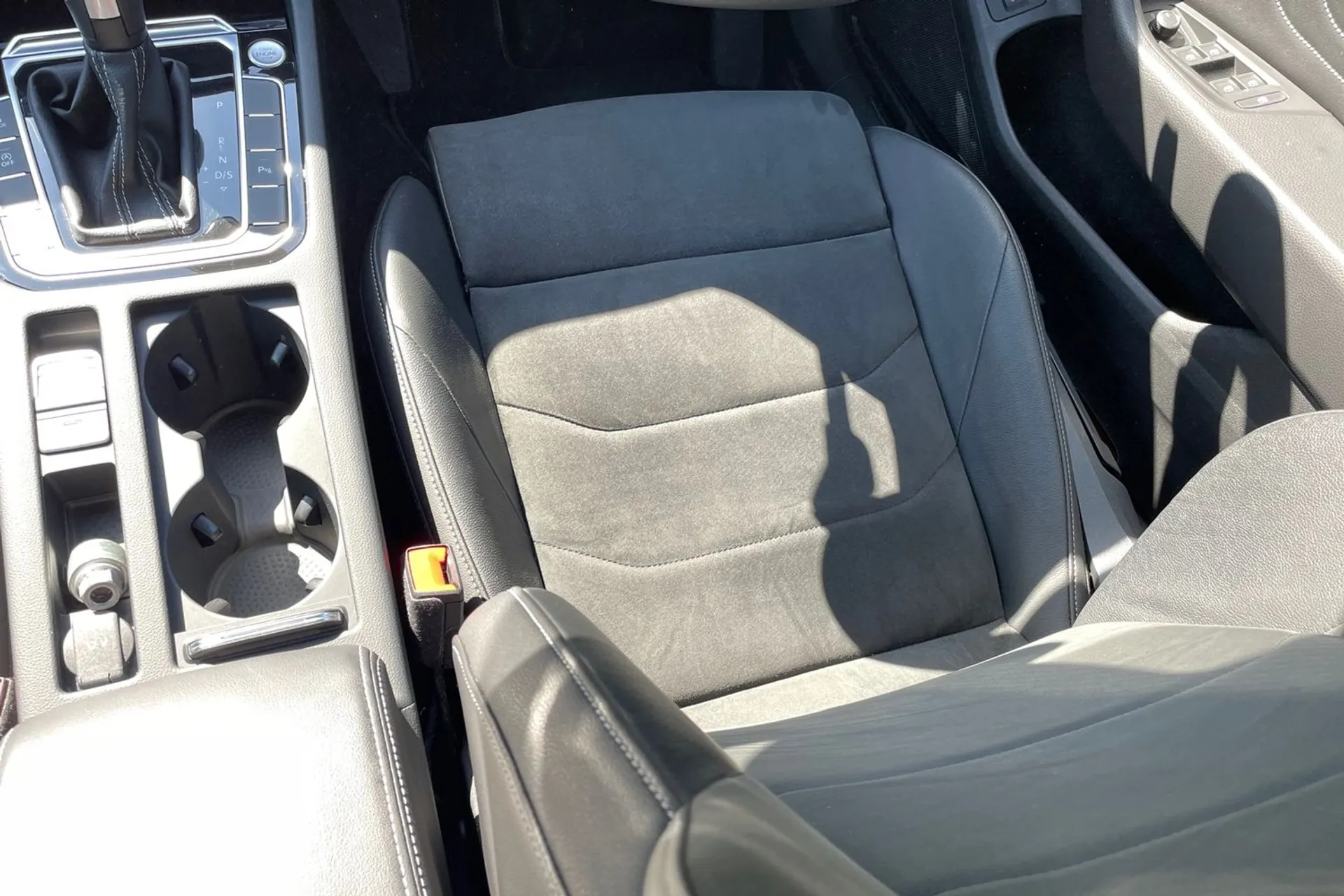 VOLKSWAGEN ARTEON thumbnail image number 34