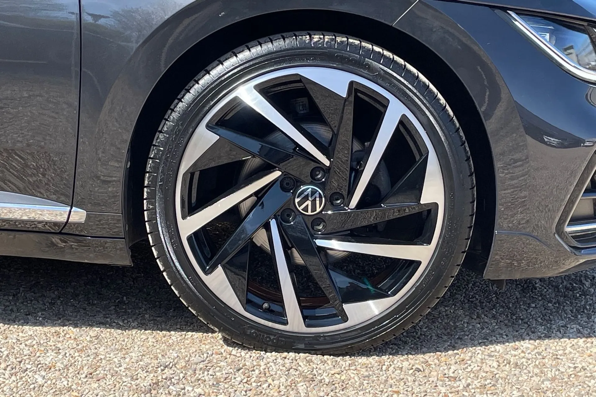 VOLKSWAGEN ARTEON thumbnail image number 14
