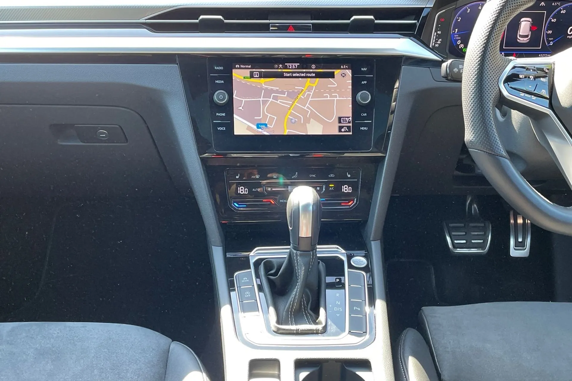 VOLKSWAGEN ARTEON thumbnail image number 36