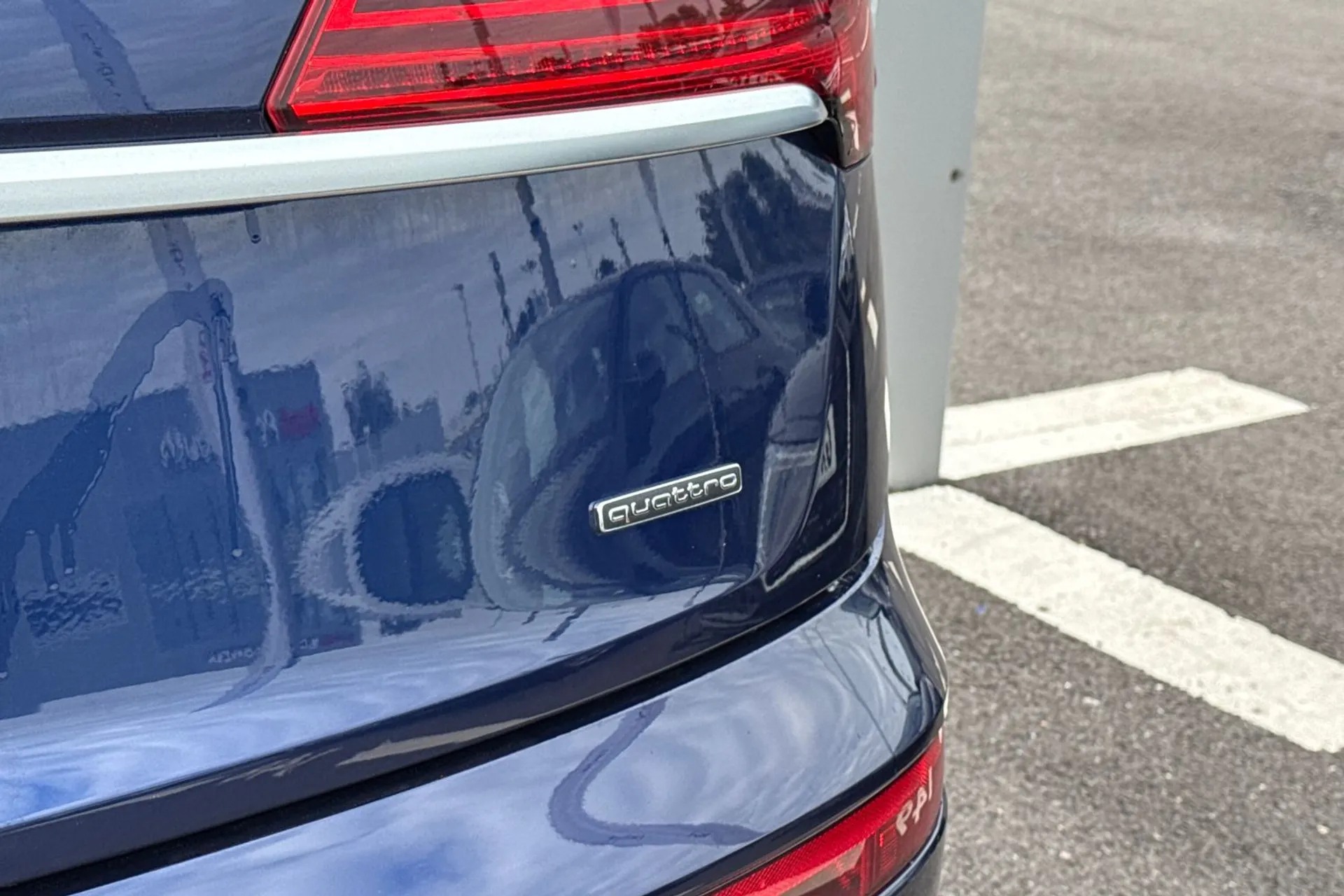 Audi Q5 thumbnail image number 15