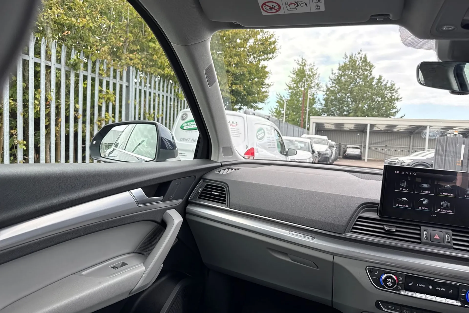 Audi Q5 thumbnail image number 35