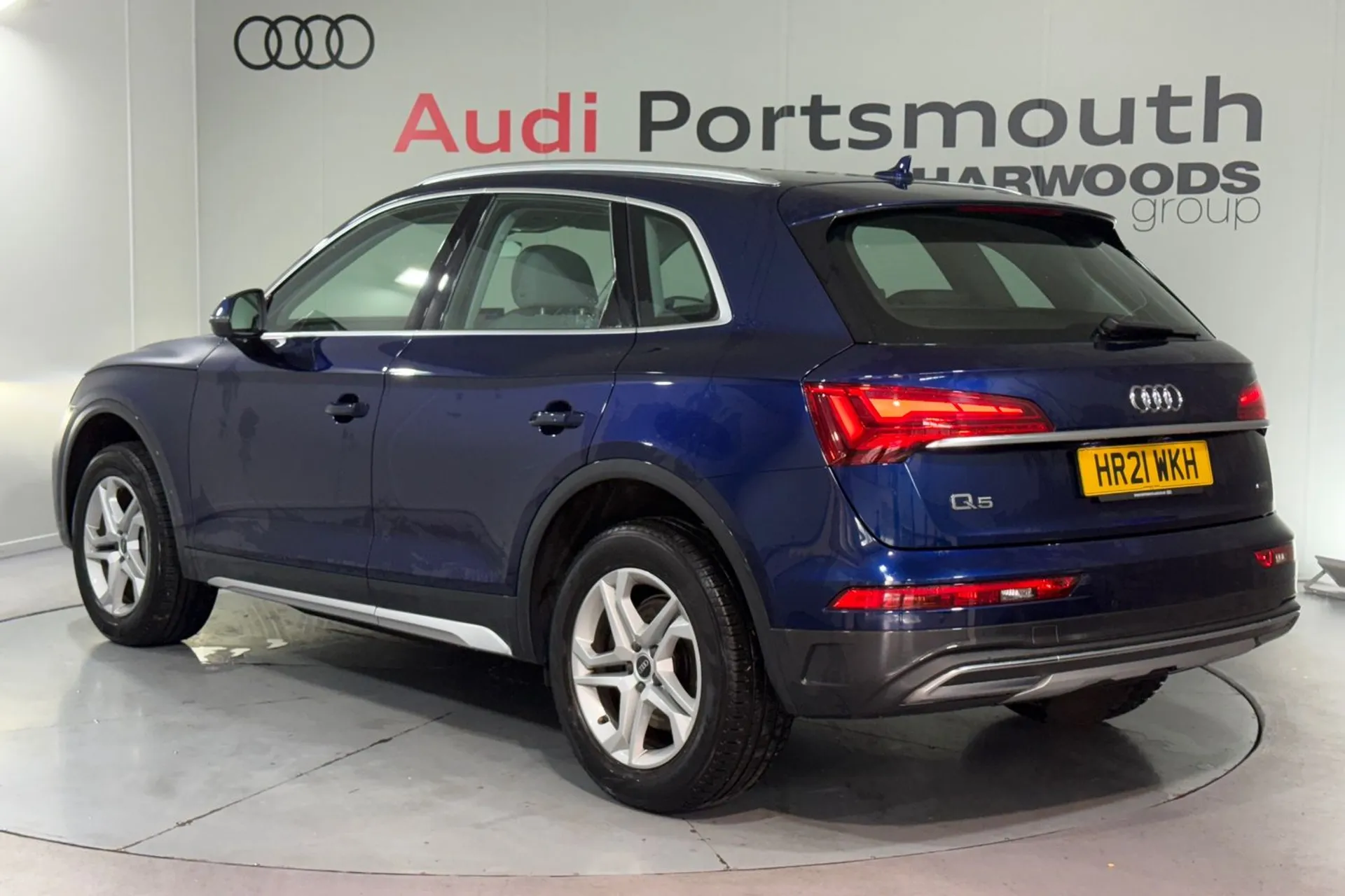 Audi Q5 thumbnail image number 9